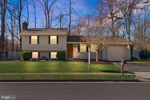 7902 CLIFF ROCK COURT SPRINGFIELD VA 22153