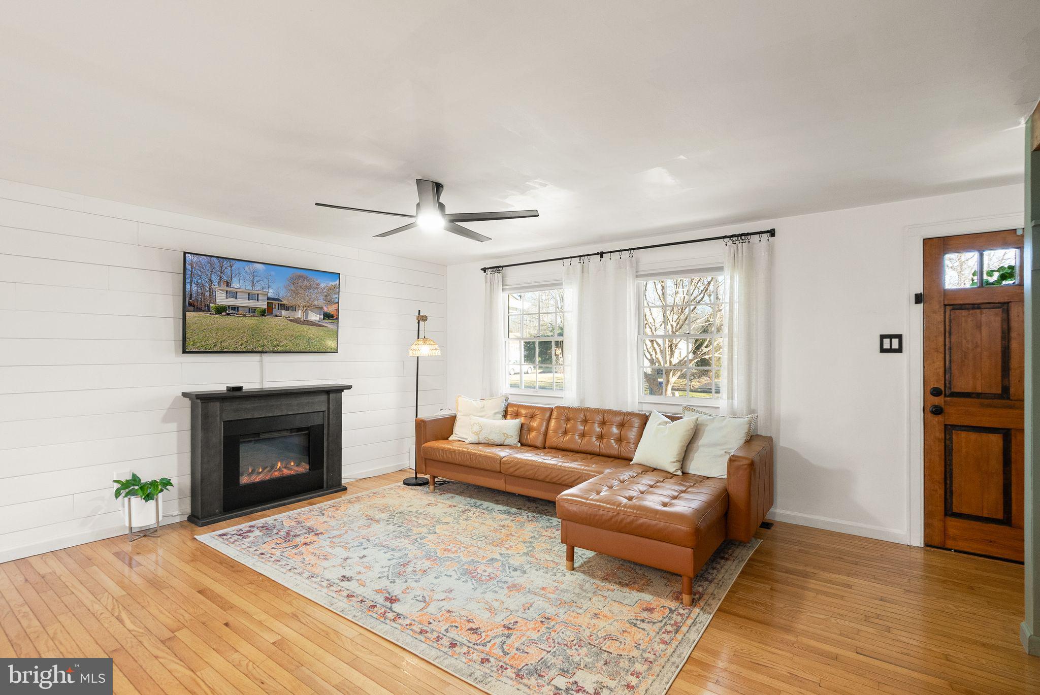 NEWINGTON FOREST - Residential