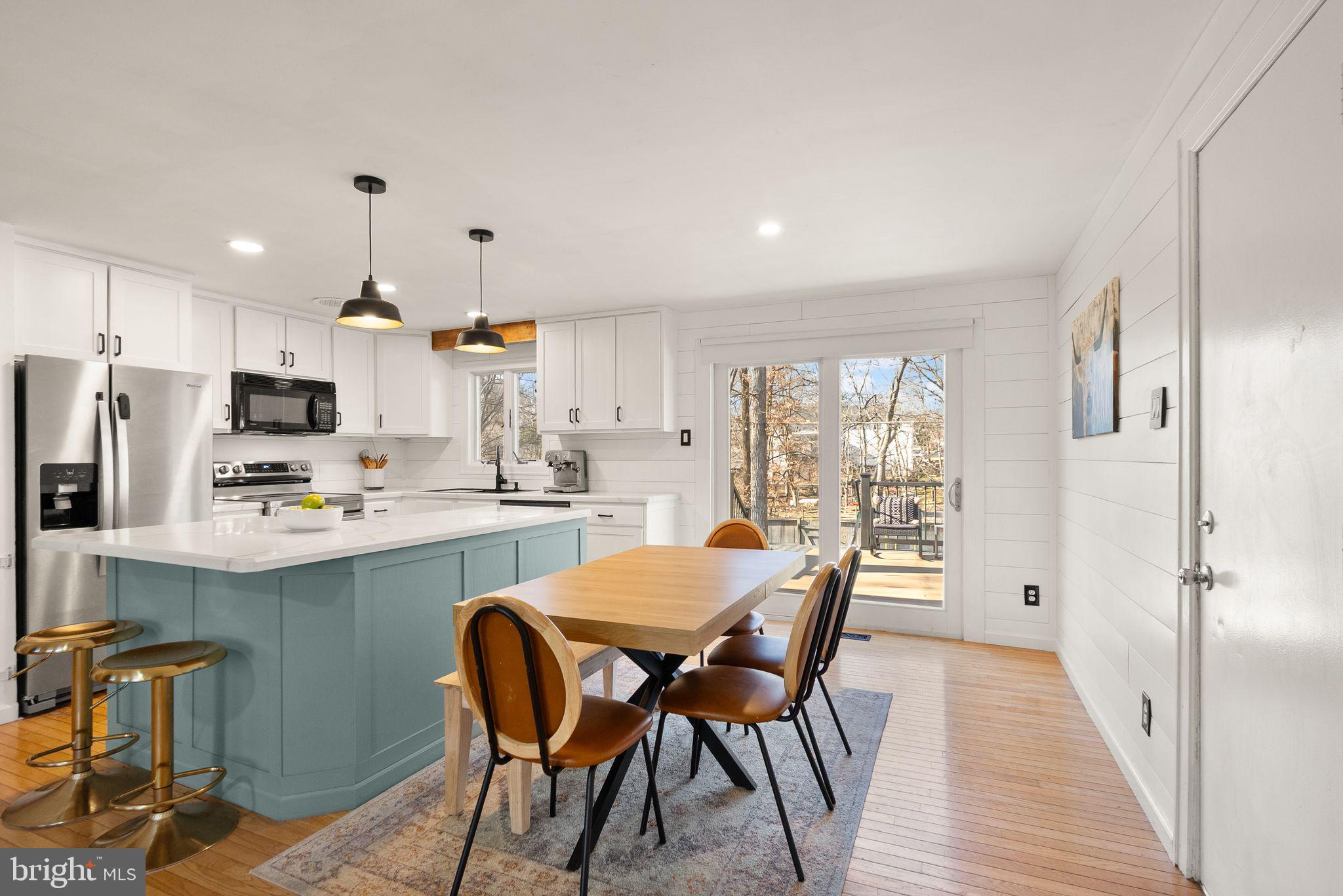 NEWINGTON FOREST - Residential