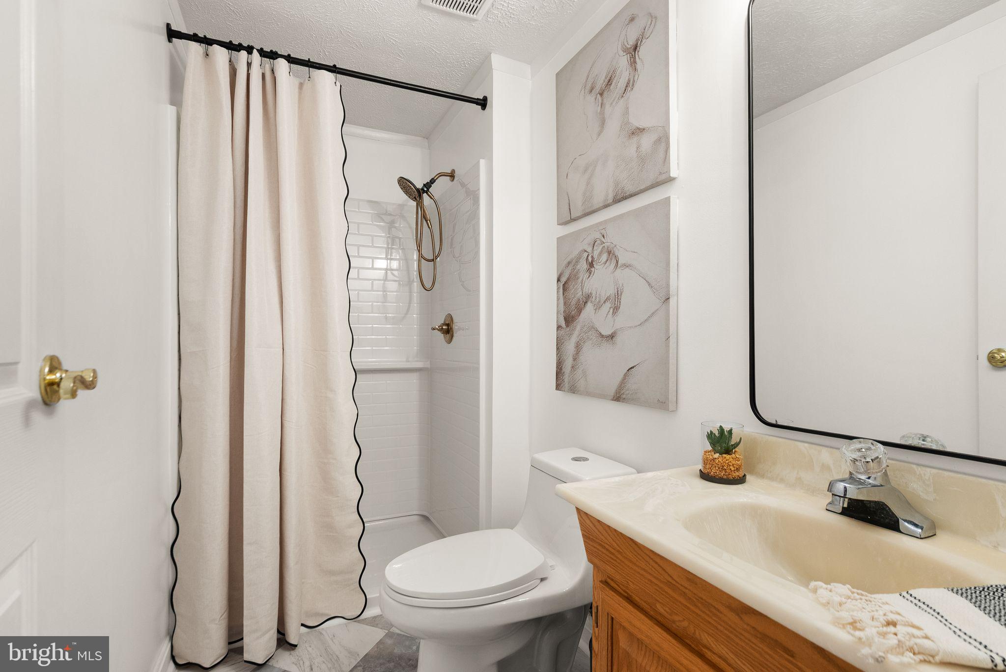 NEWINGTON FOREST - Residential