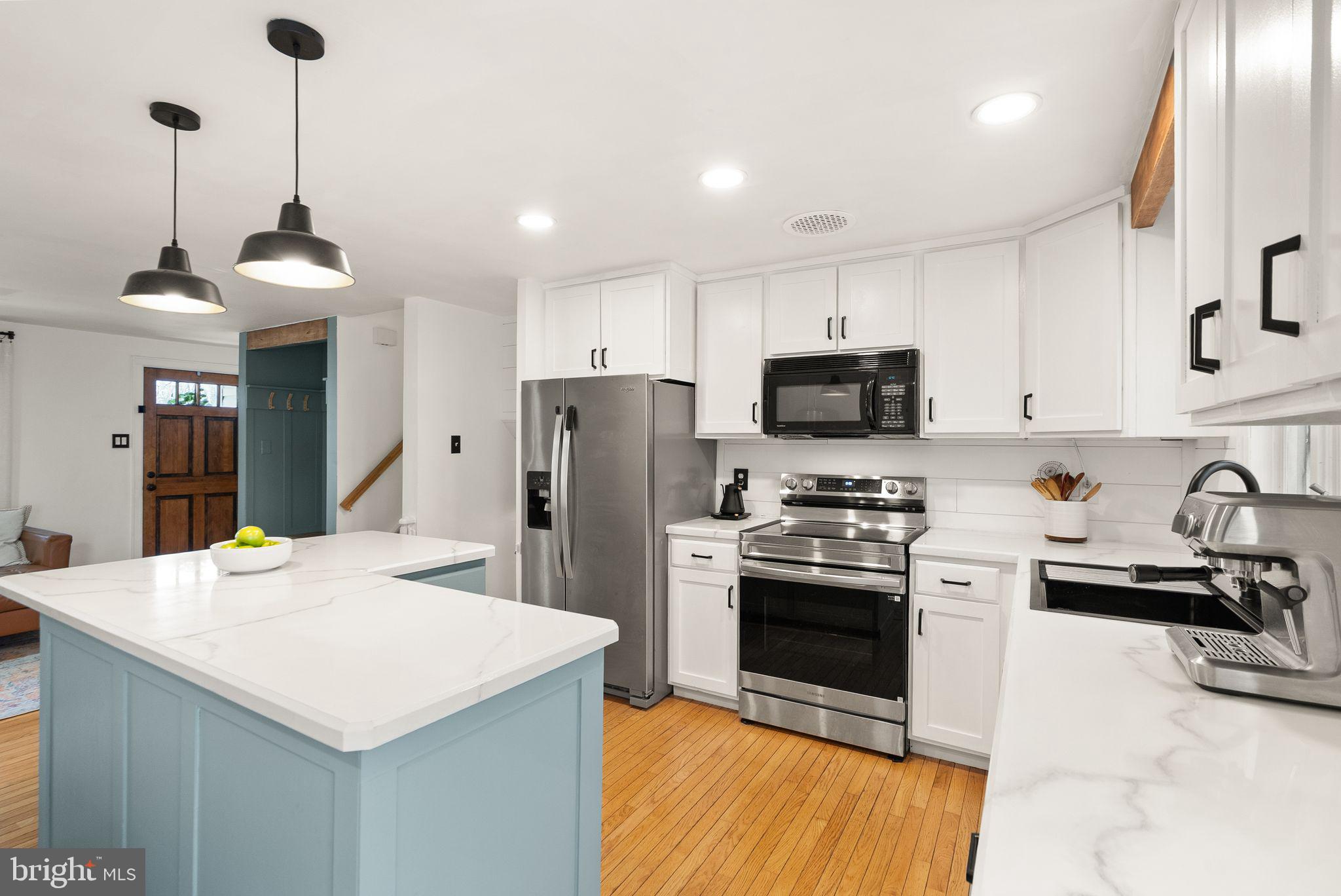 NEWINGTON FOREST - Residential