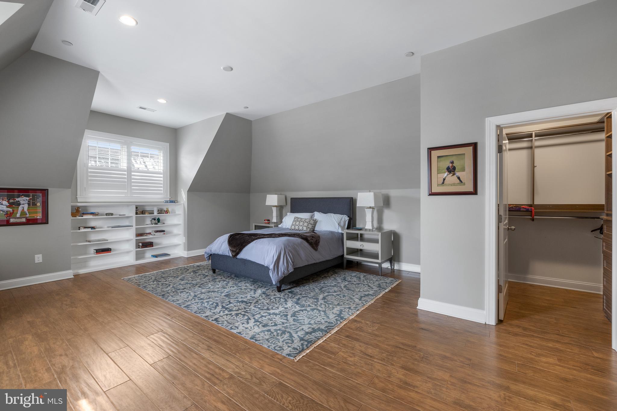 RESERVE AT CREEKSIDE - Residential