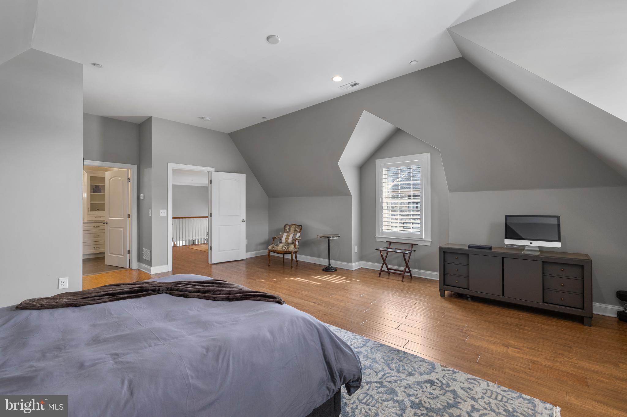 RESERVE AT CREEKSIDE - Residential