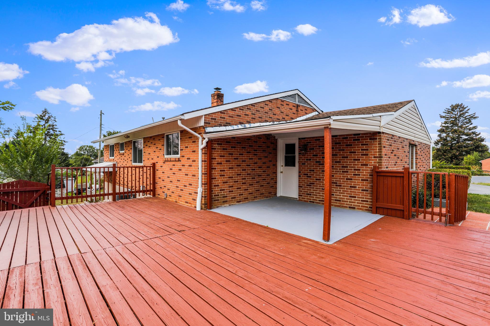 GREENBERRY HILLS - Residential