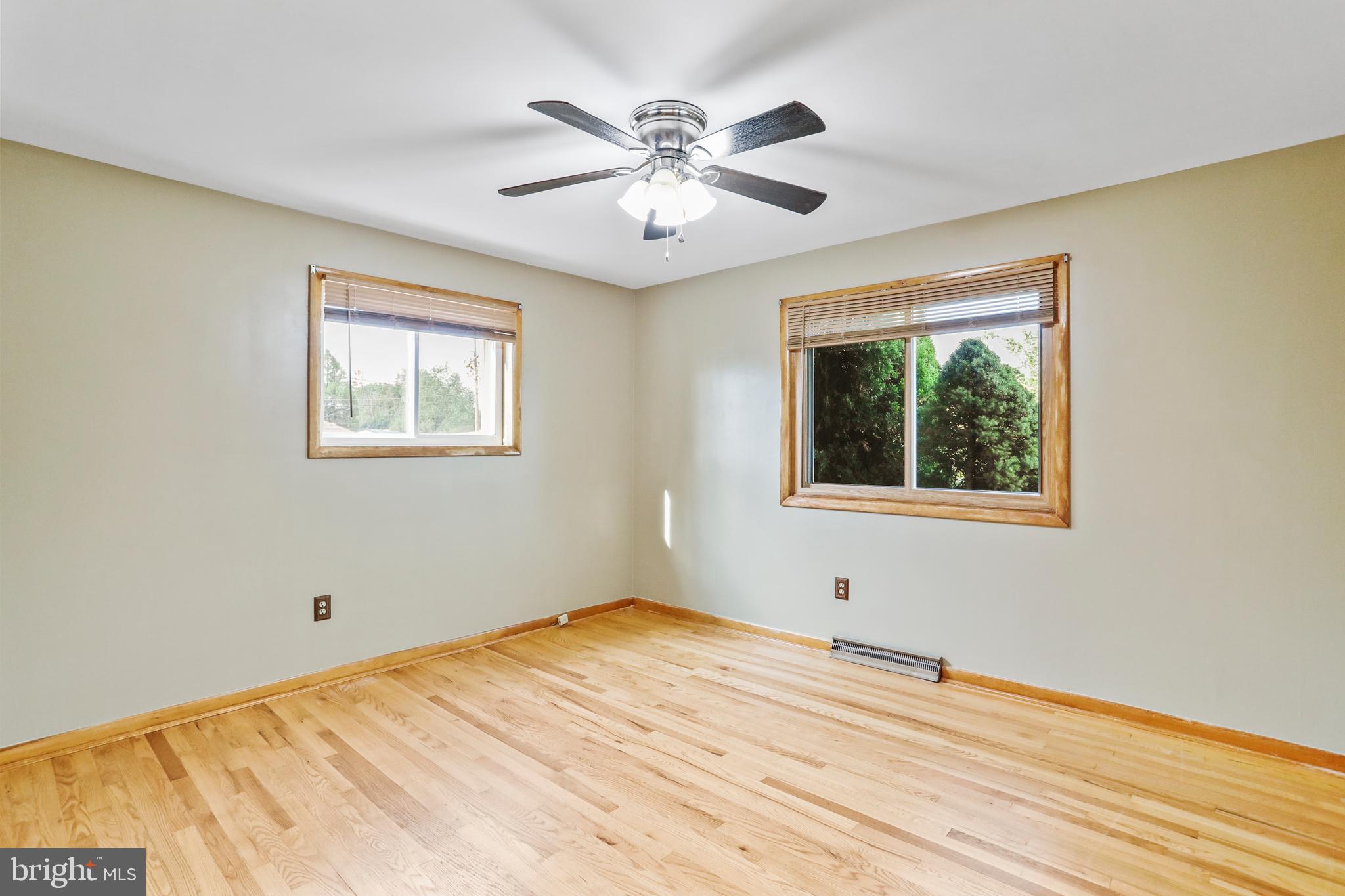 GREENBERRY HILLS - Residential