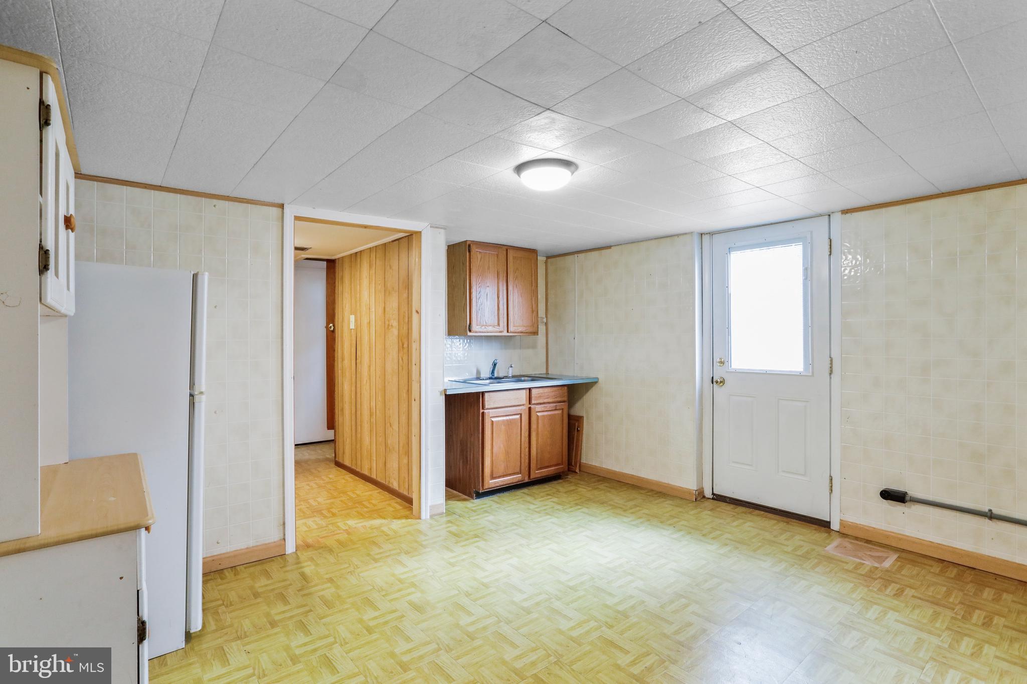 GREENBERRY HILLS - Residential