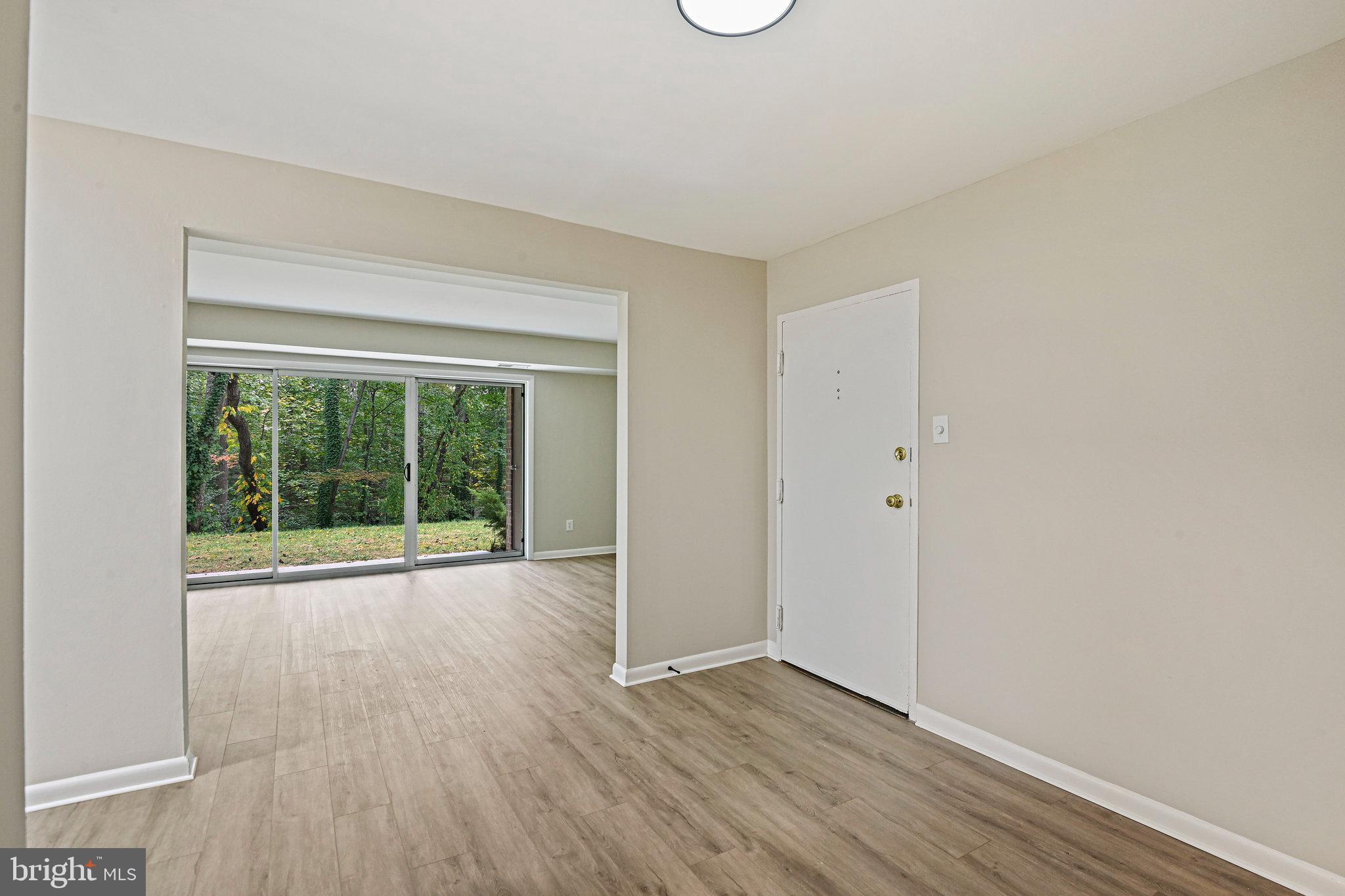 VANTAGE HILL - Residential