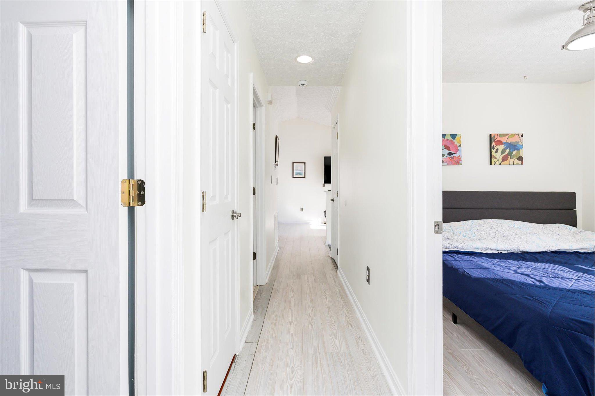 LAUREL RIDGE - Residential