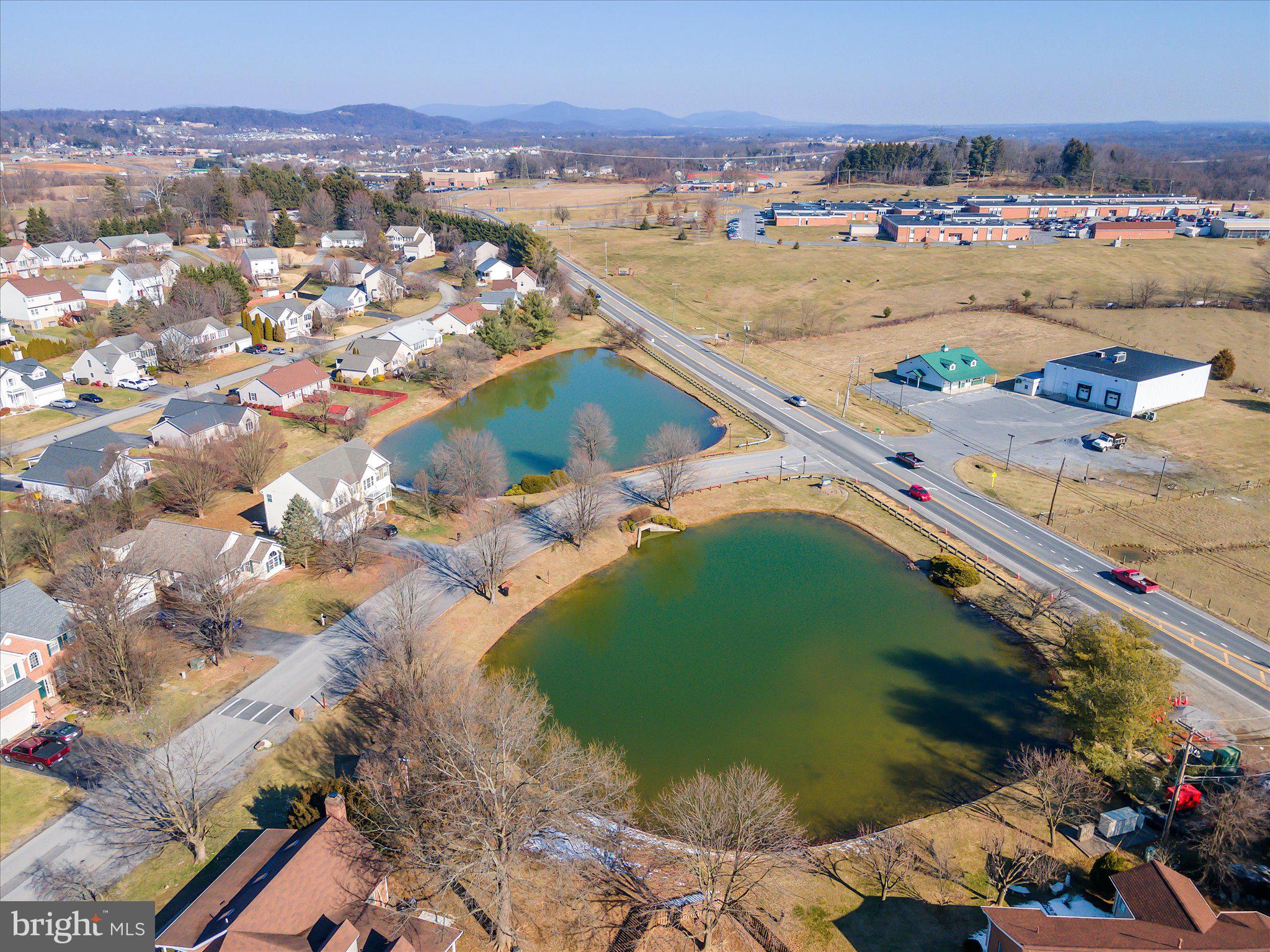 LAUREL RIDGE - Residential