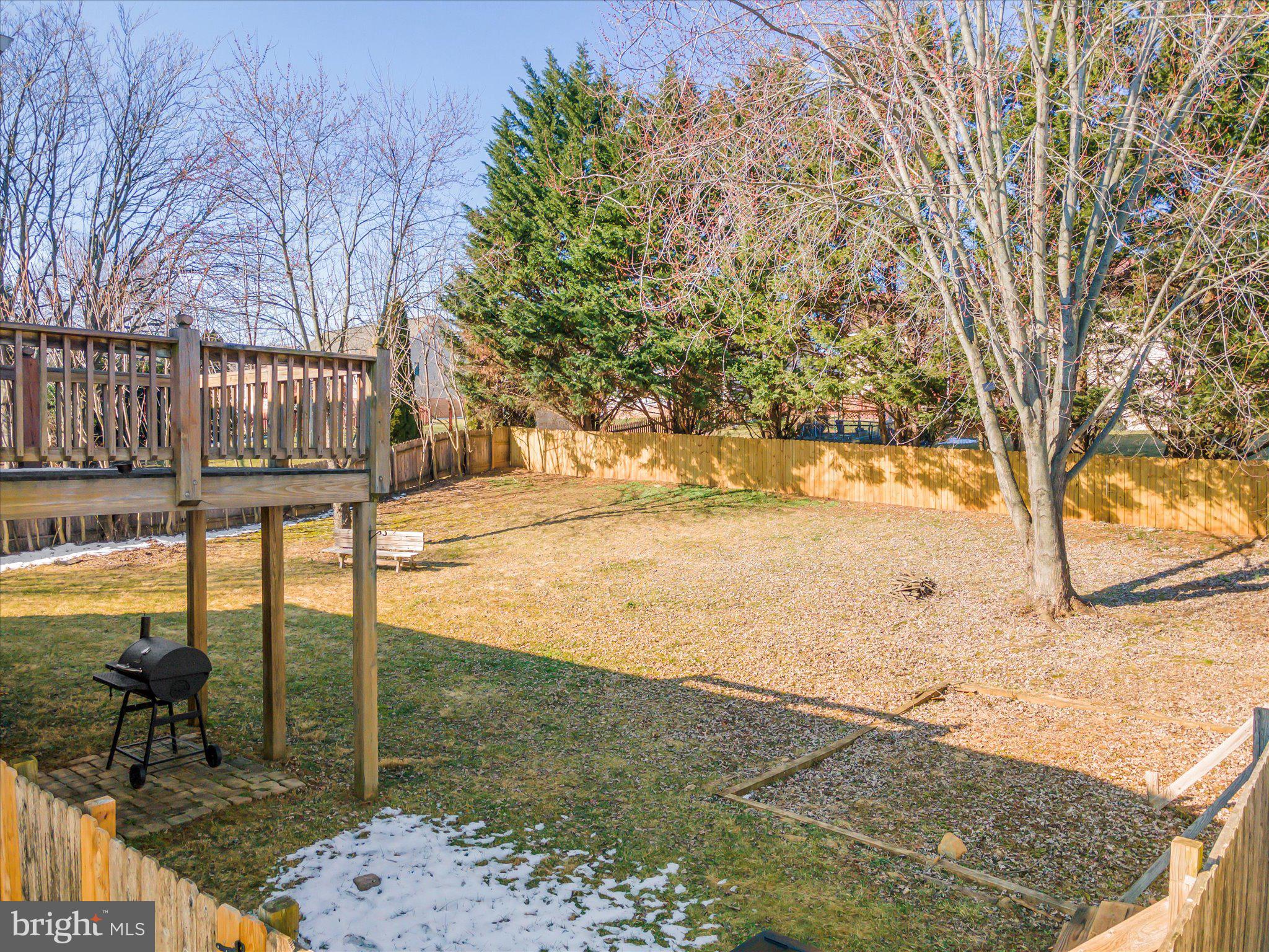 LAUREL RIDGE - Residential