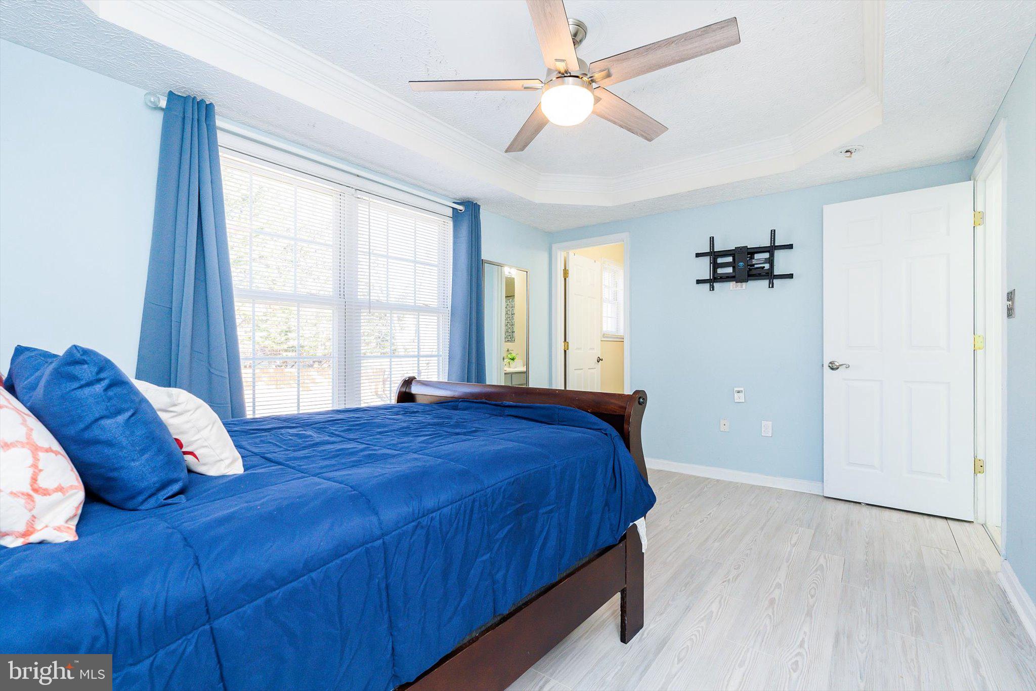 LAUREL RIDGE - Residential