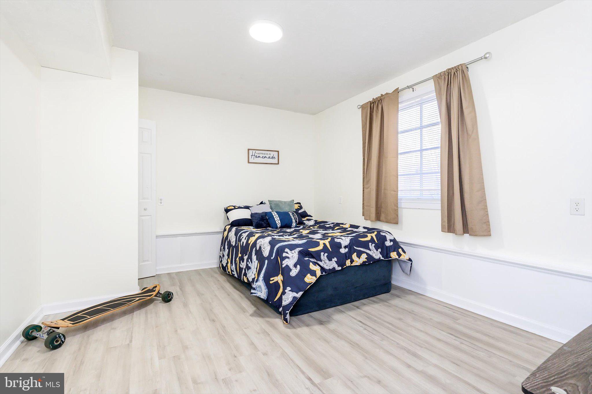 LAUREL RIDGE - Residential