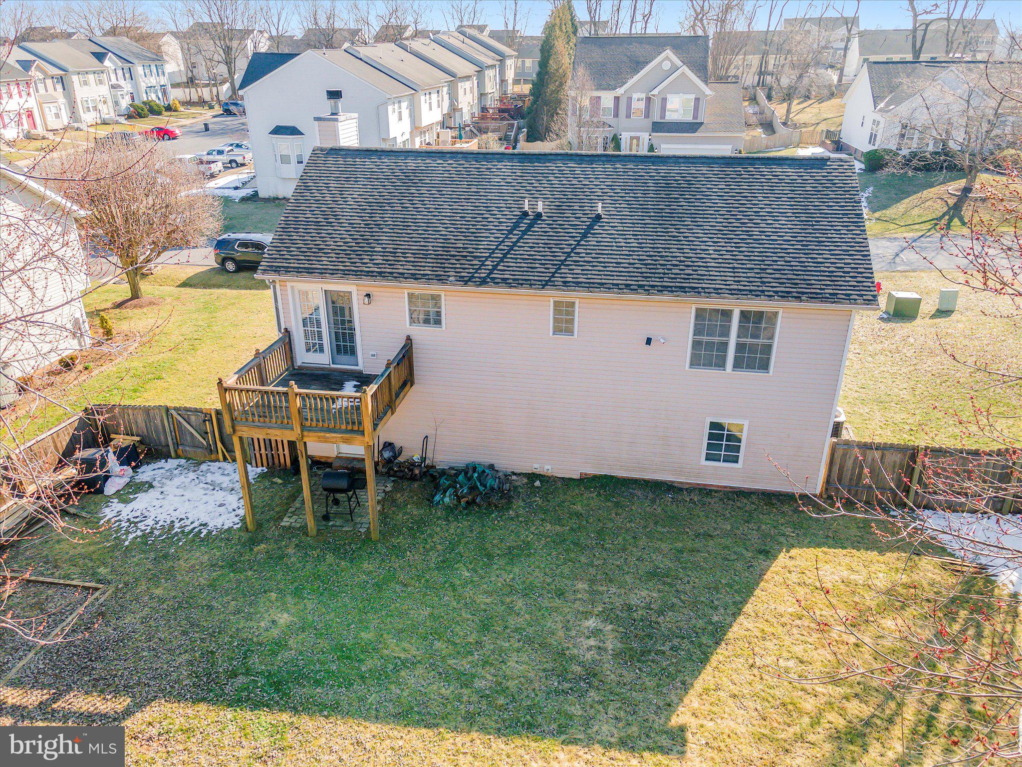 LAUREL RIDGE - Residential