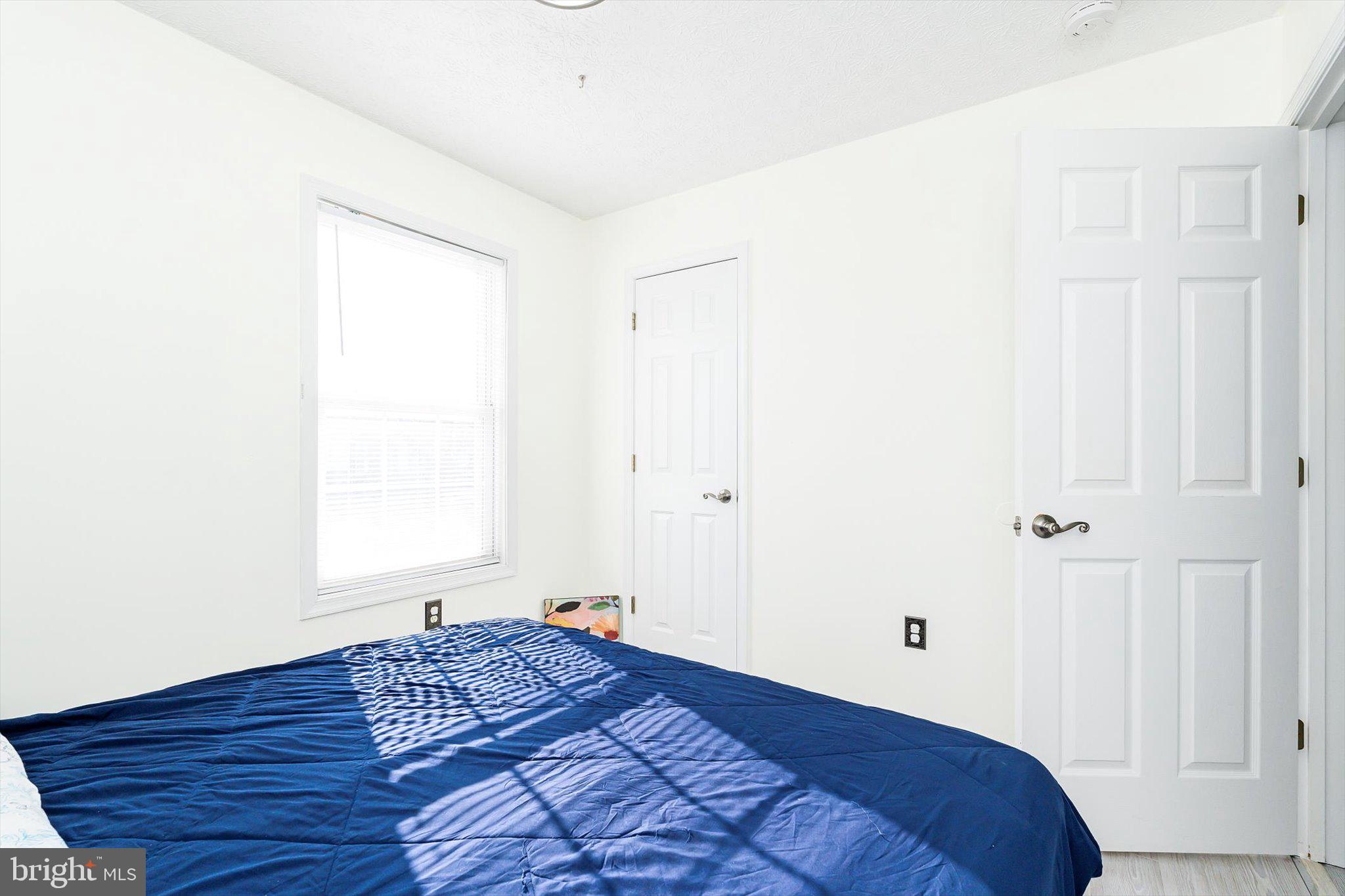 LAUREL RIDGE - Residential