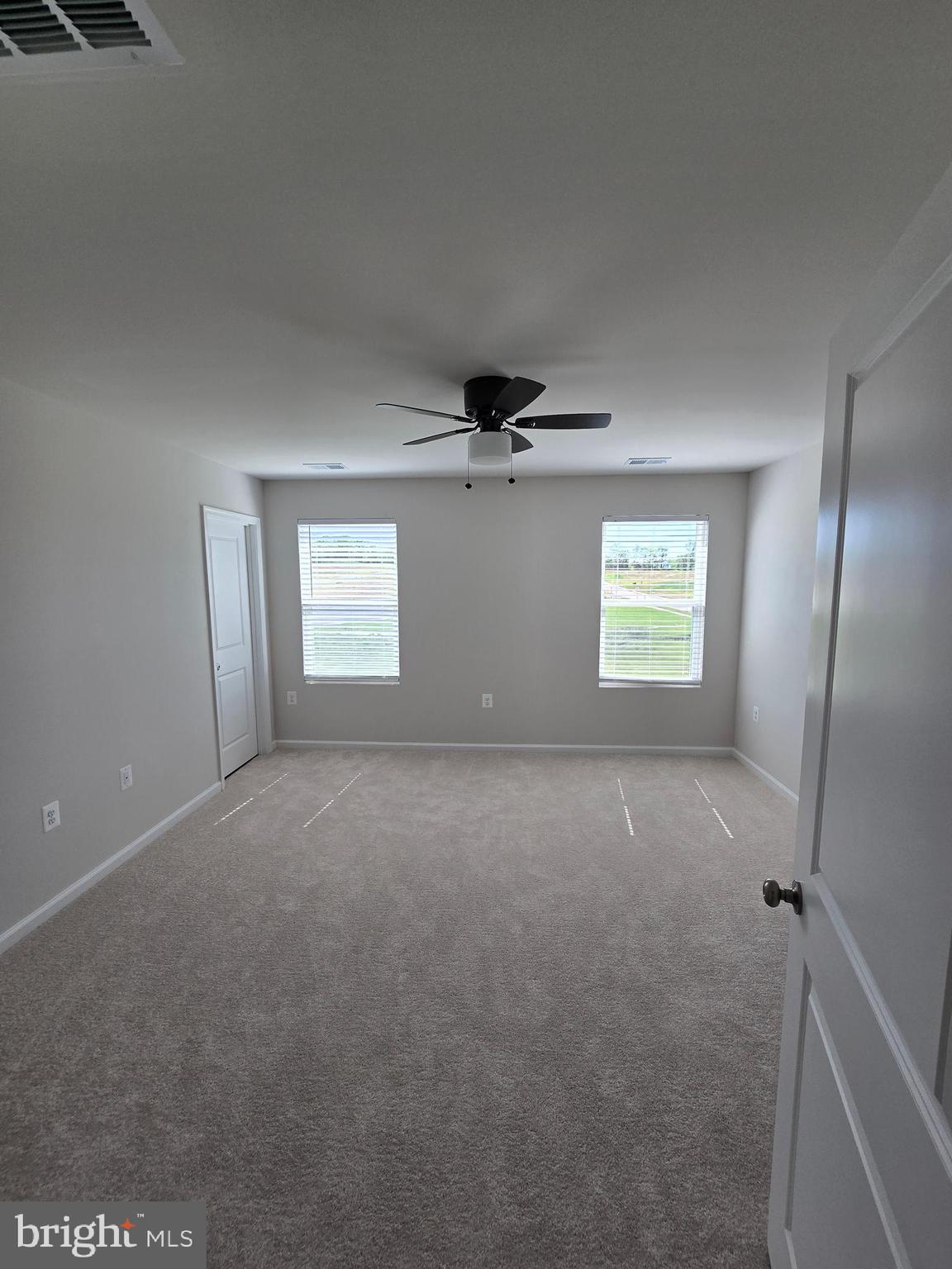 STONE SPRING - Residential Lease