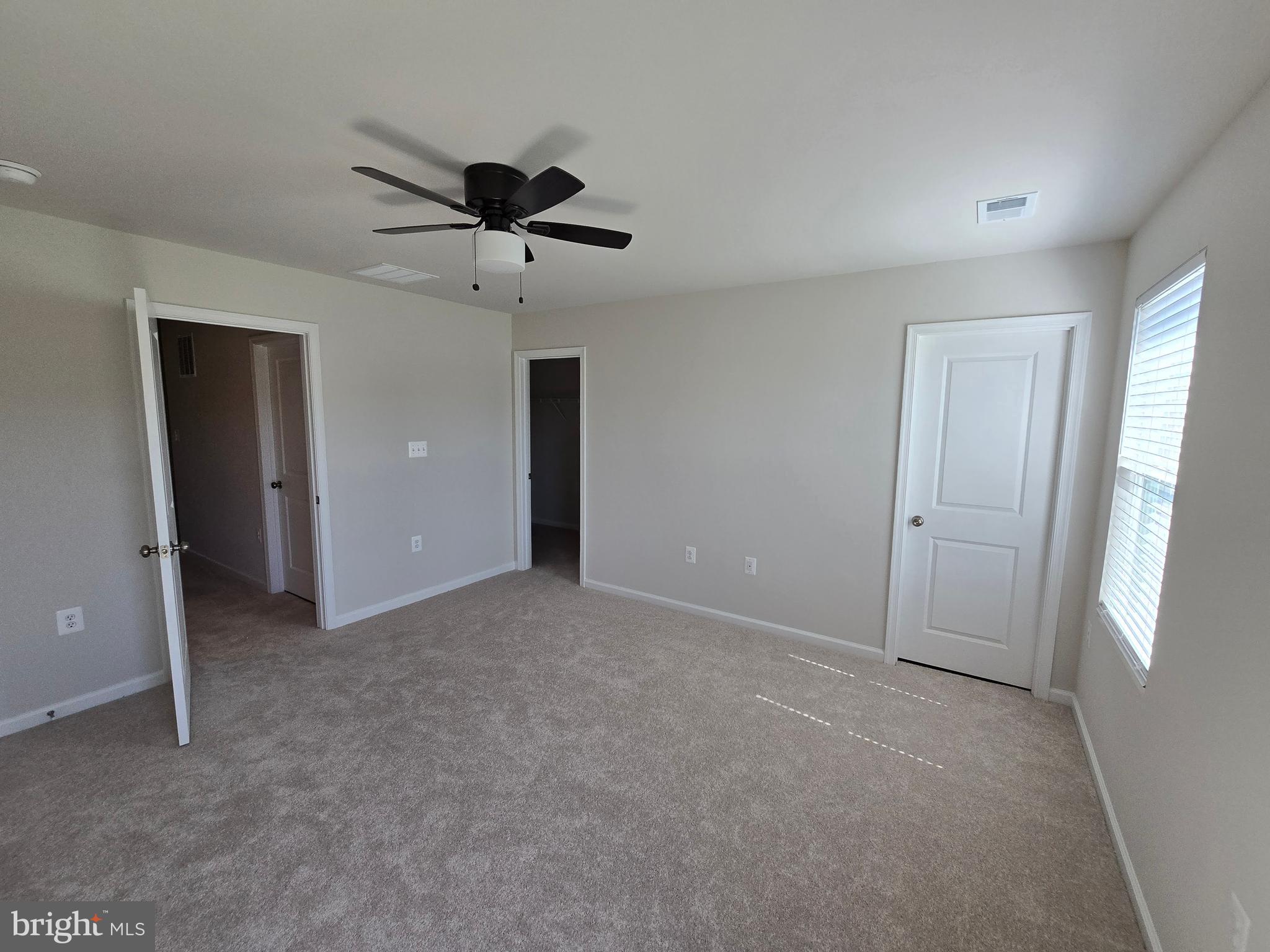 STONE SPRING - Residential Lease