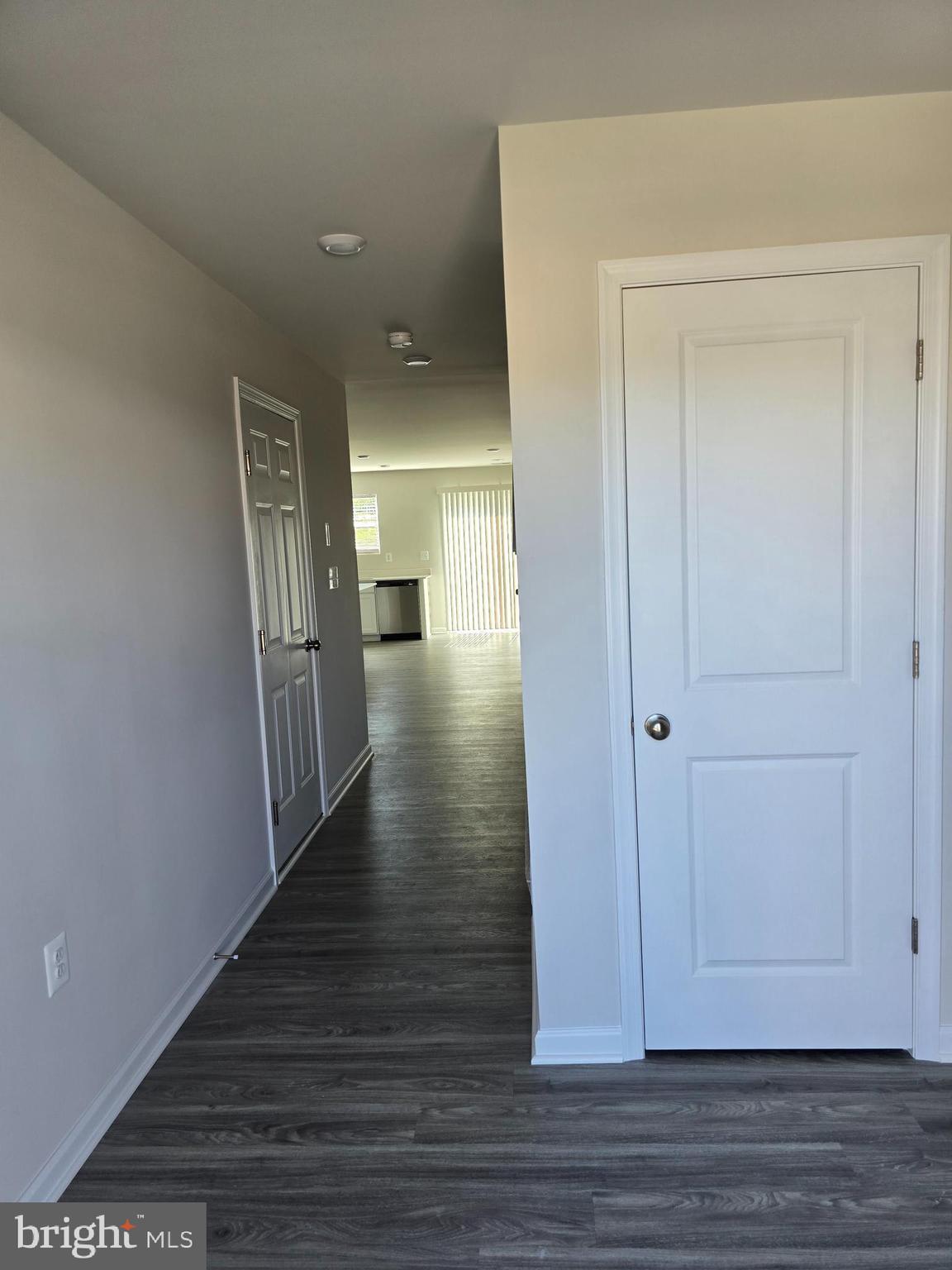 STONE SPRING - Residential Lease