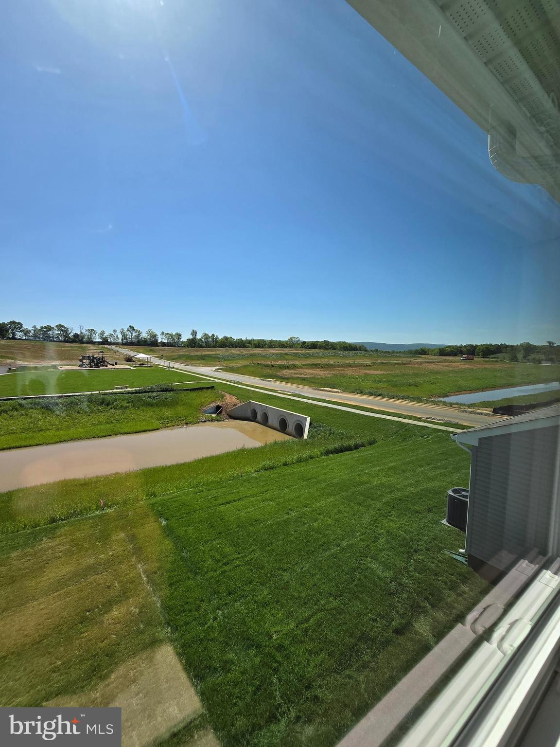 STONE SPRING - Residential Lease