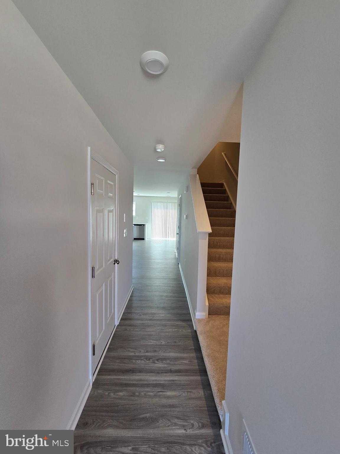 STONE SPRING - Residential Lease