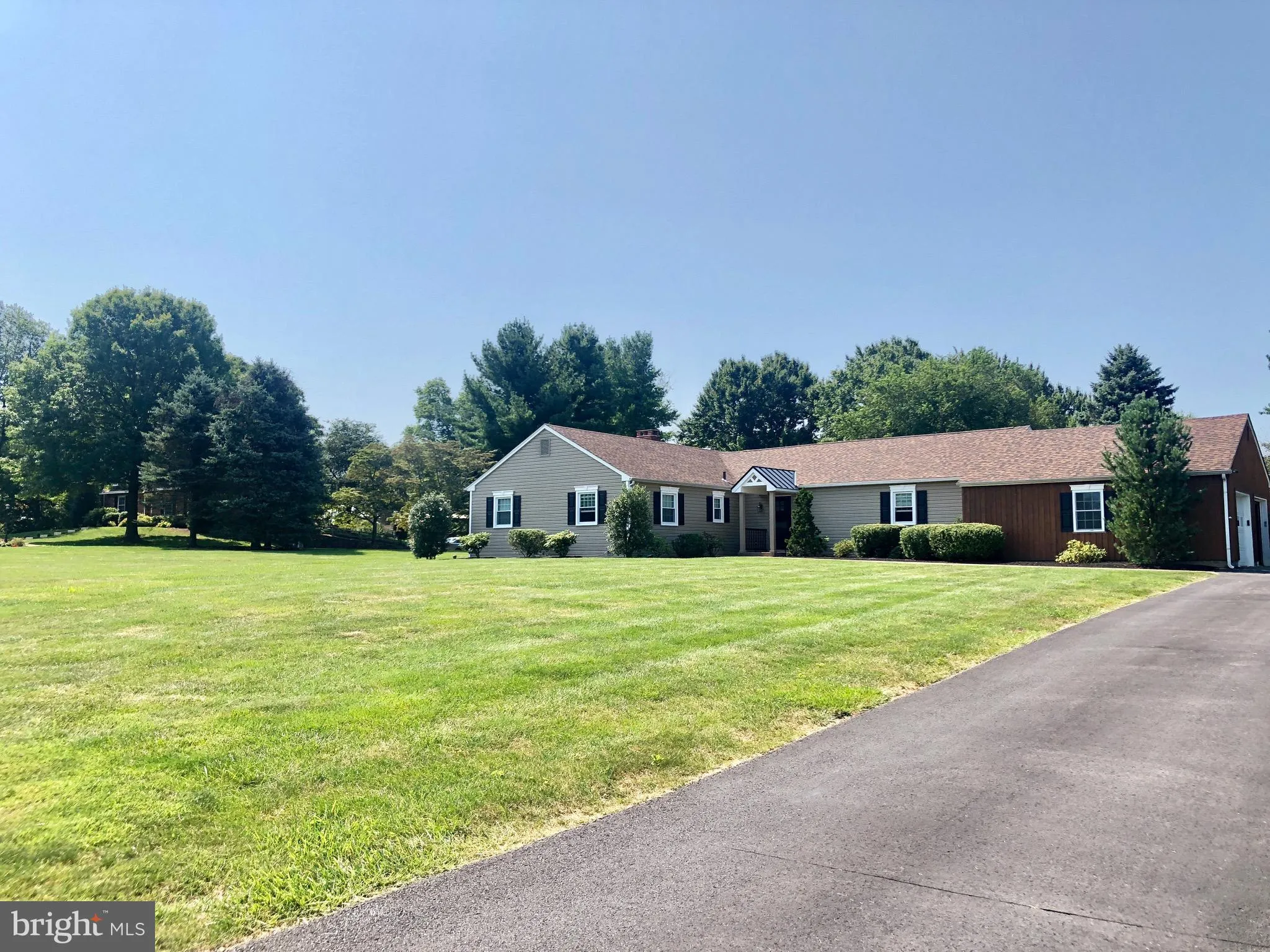 6 Pickwick Lane, Malvern, PA 19355