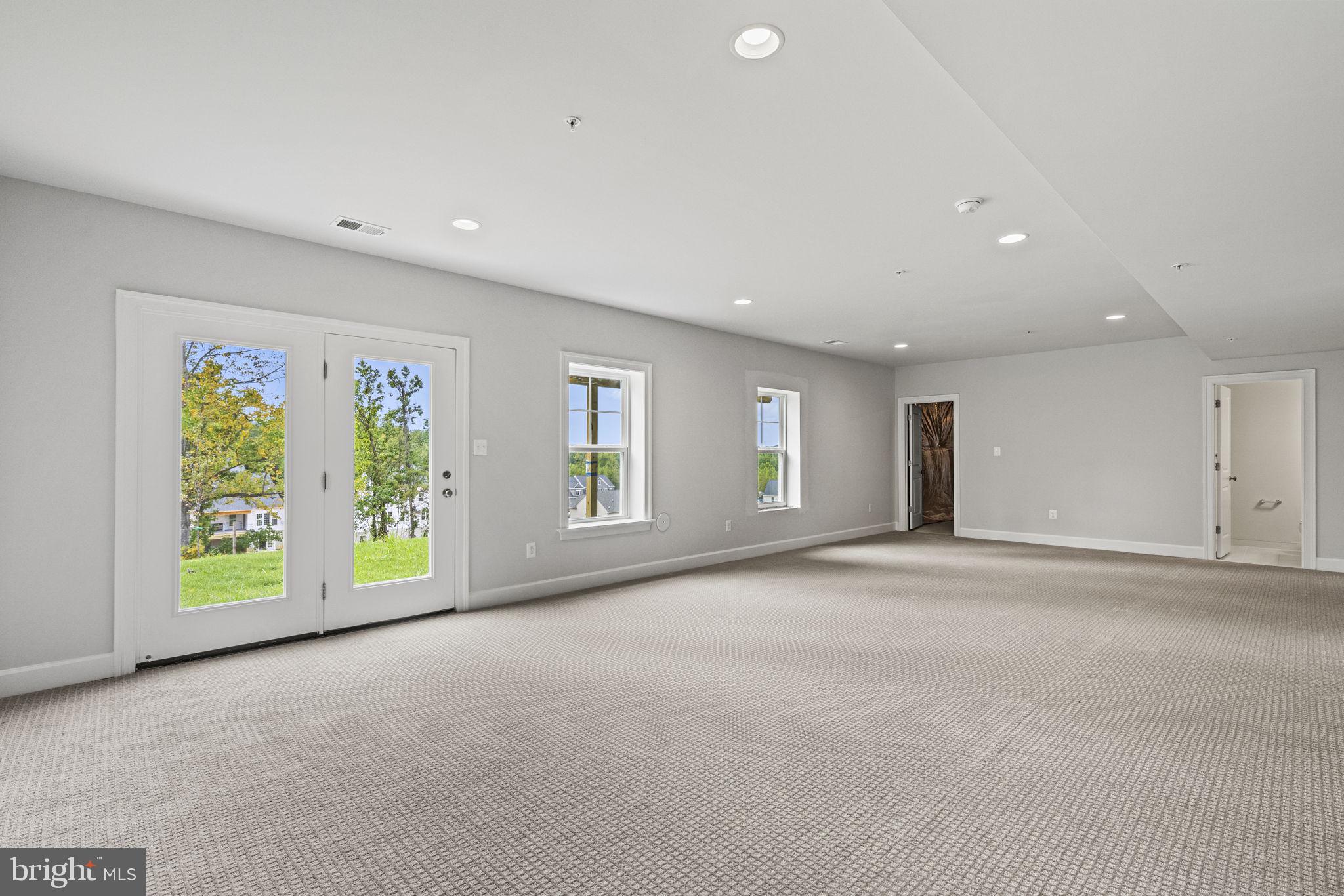 VILLAGES OF SAVANNAH - Residential