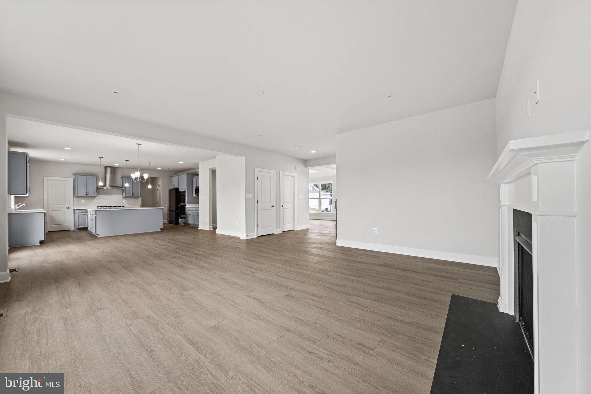 VILLAGES OF SAVANNAH - Residential