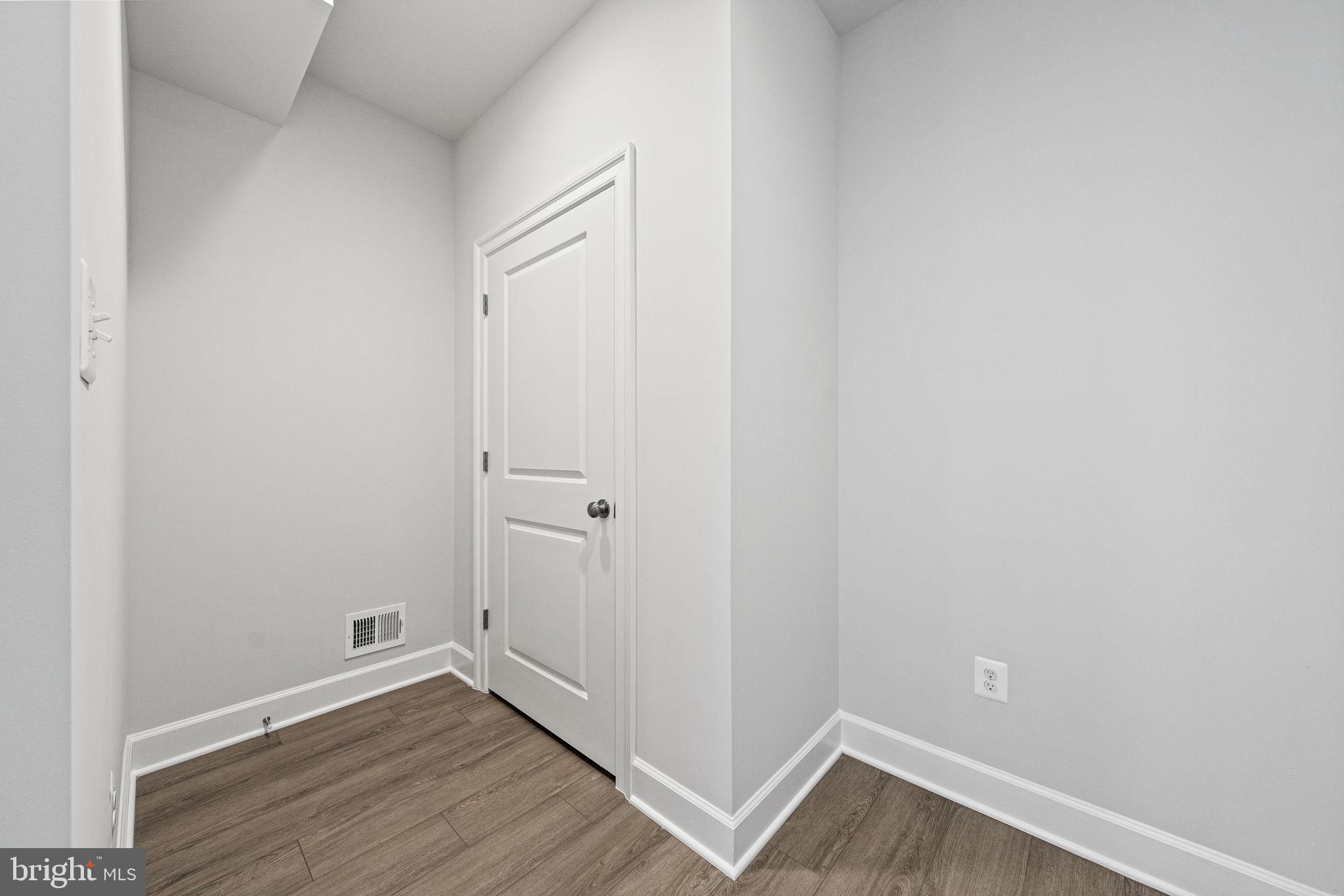 VILLAGES OF SAVANNAH - Residential