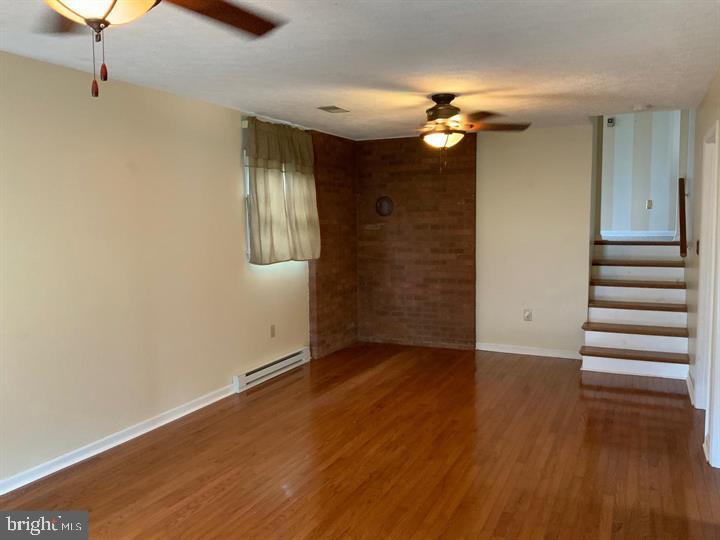 MARLOWE COUNTRY ESTATES - Residential Lease