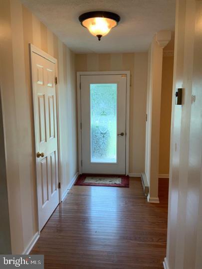 MARLOWE COUNTRY ESTATES - Residential Lease