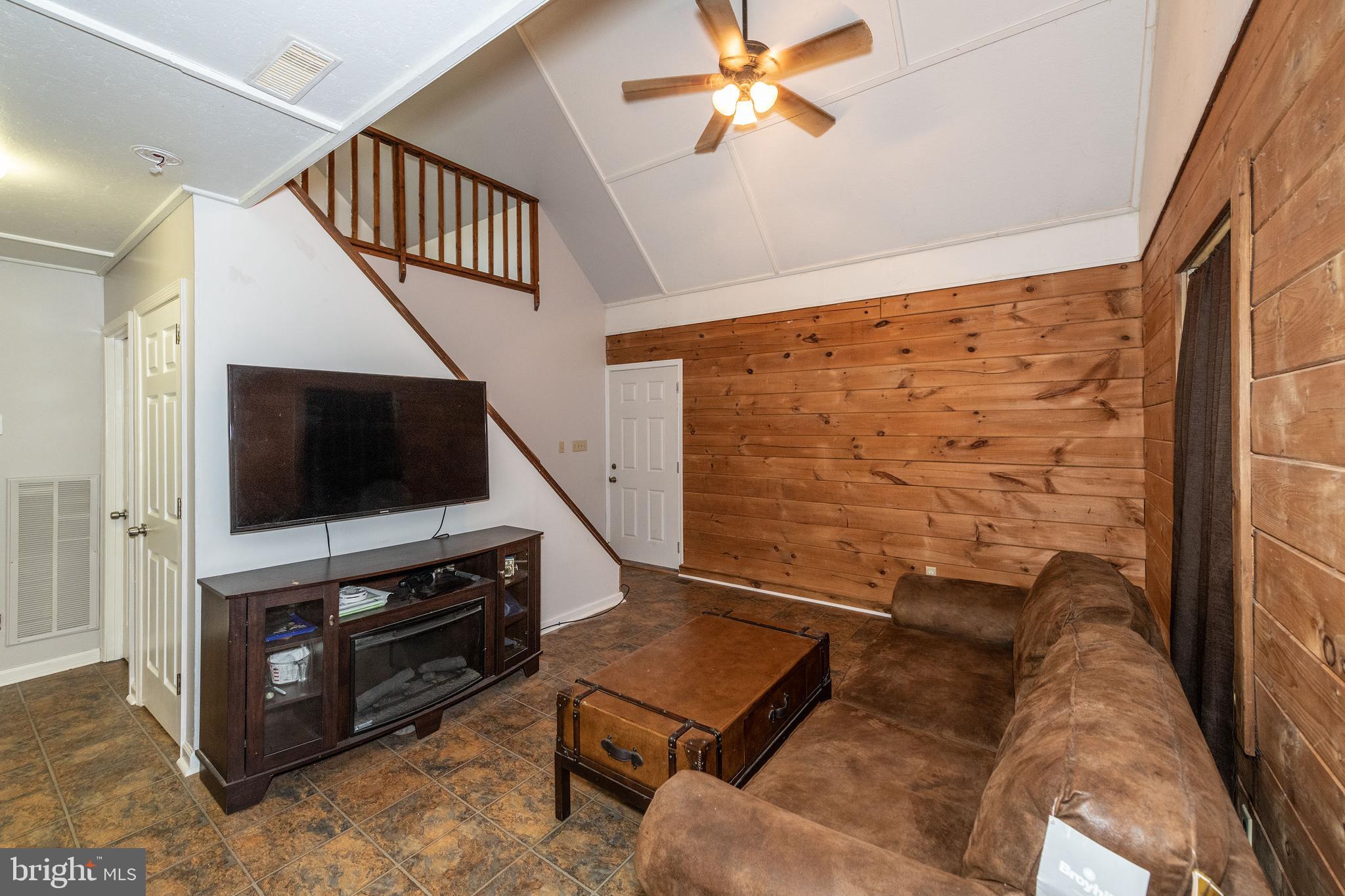 SHANNONDALE - Residential