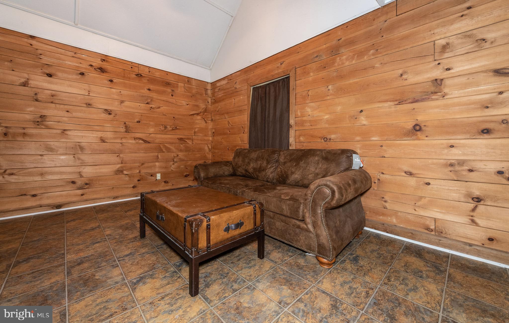 SHANNONDALE - Residential