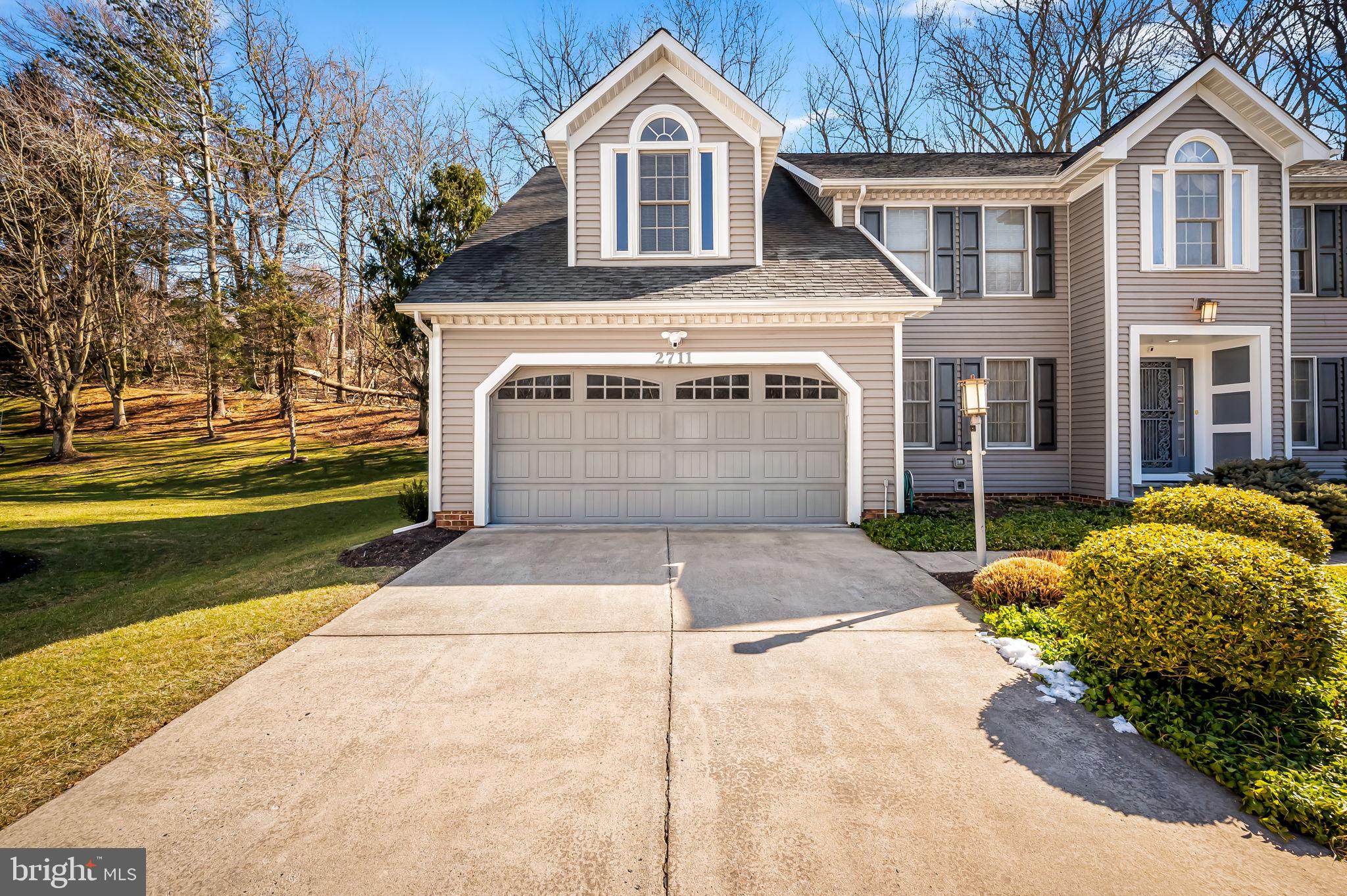 2711 MOORES VALLEY DRIVE