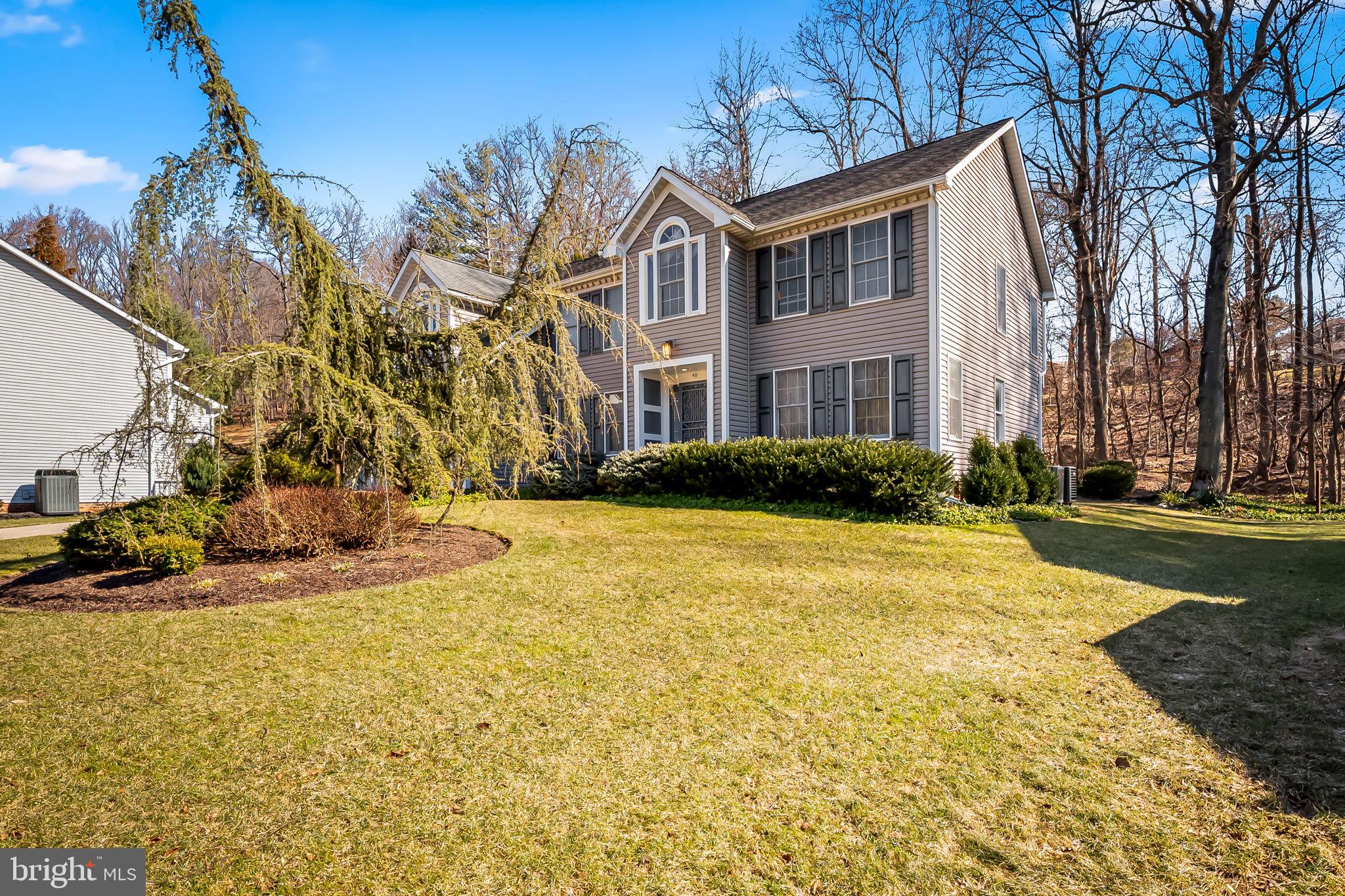 2711 MOORES VALLEY DRIVE