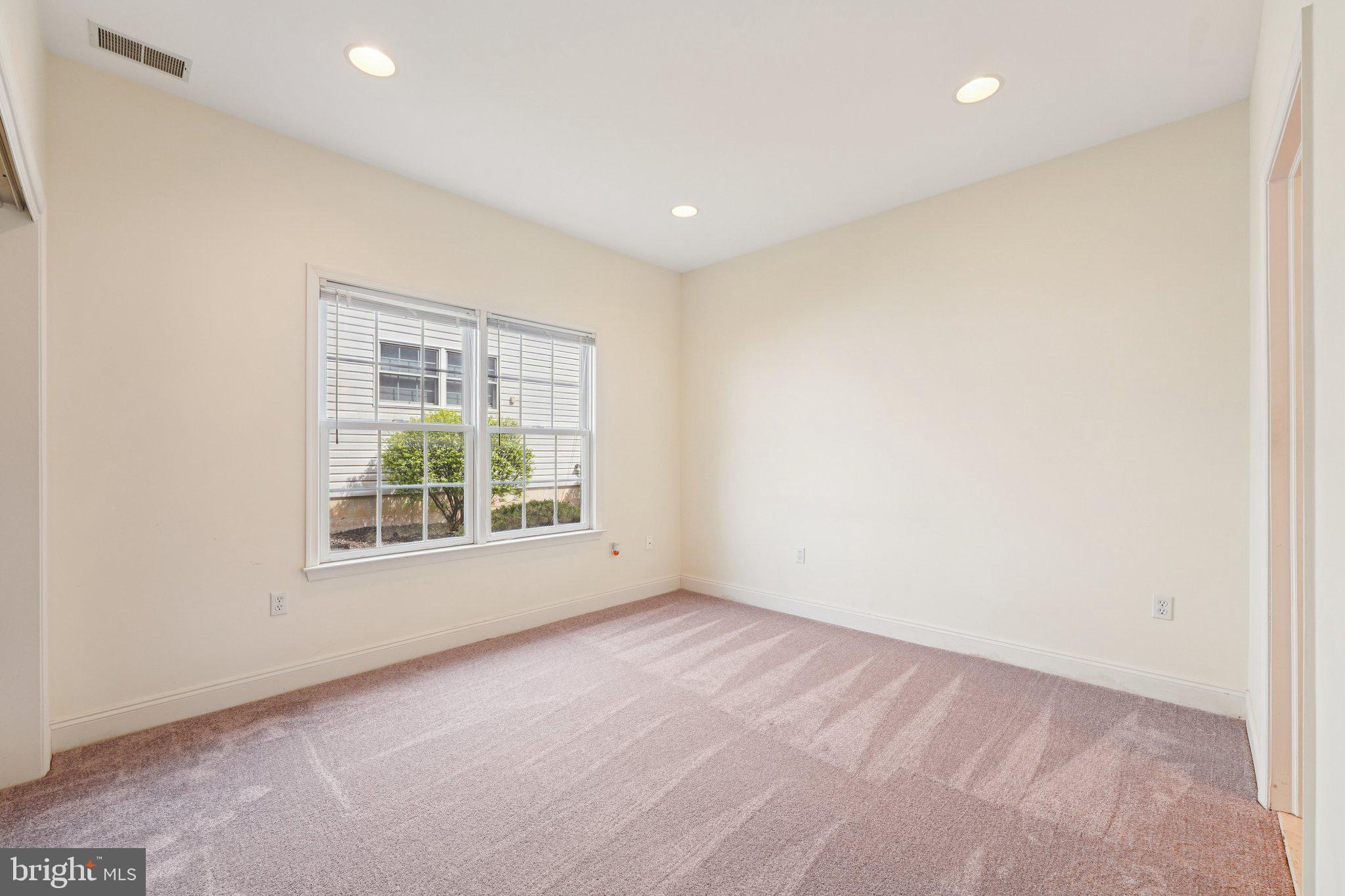 GLENMOOR - Residential