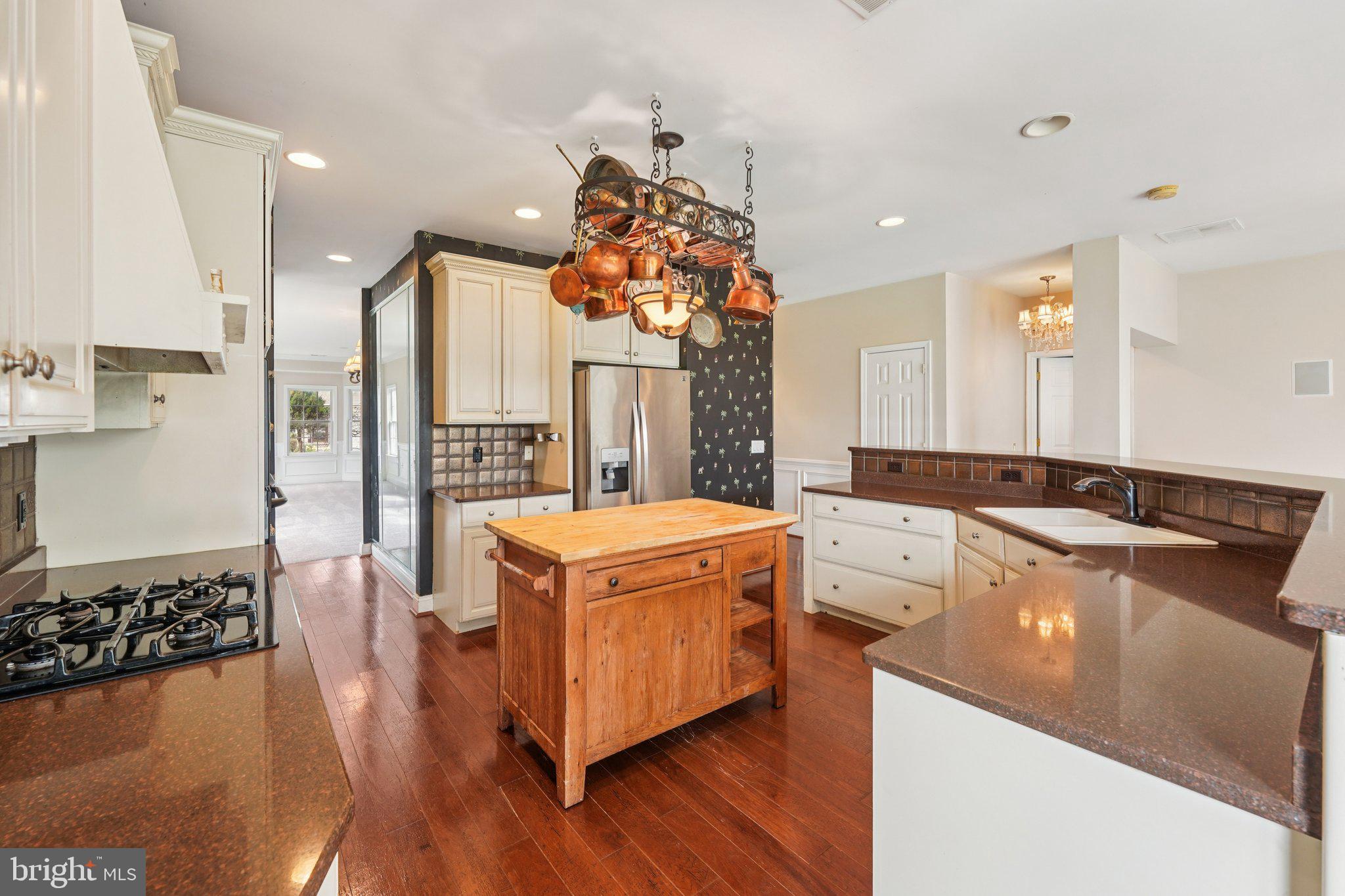 GLENMOOR - Residential