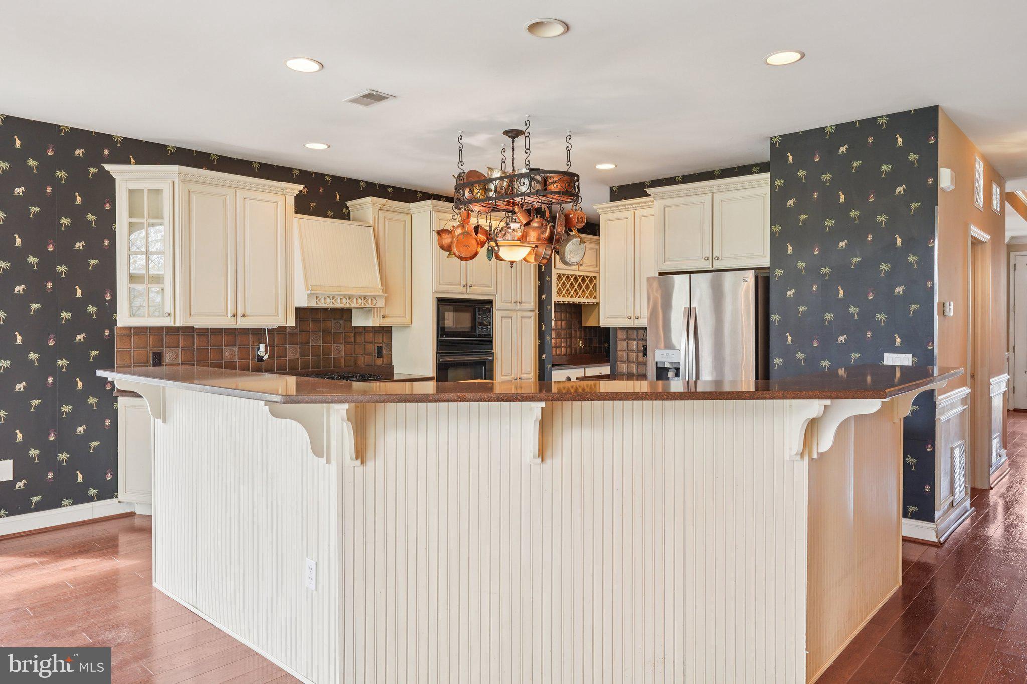 GLENMOOR - Residential