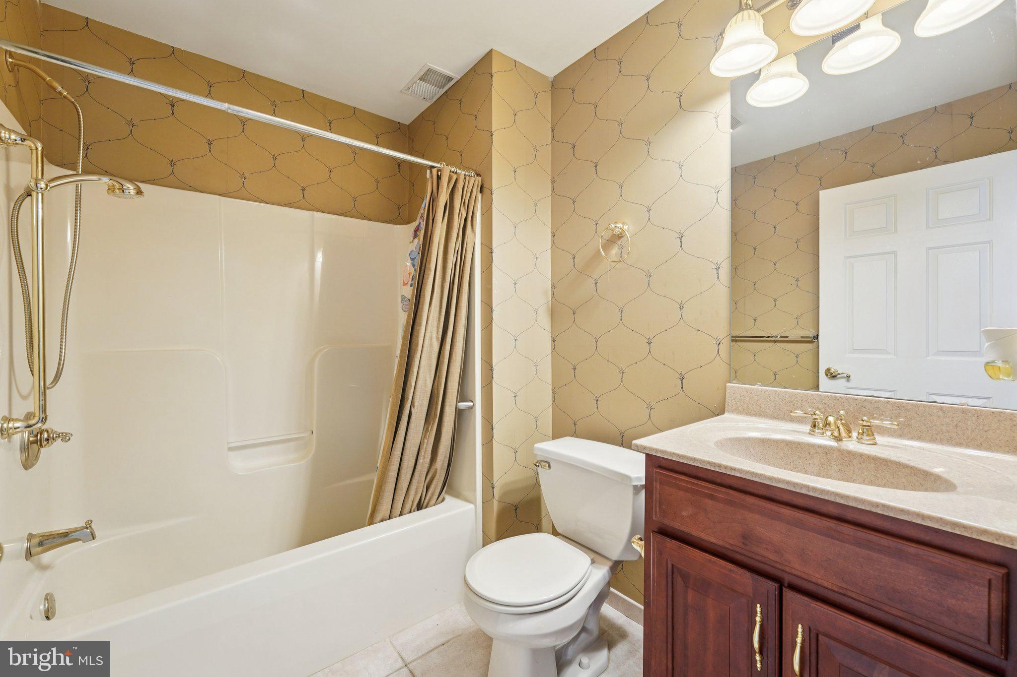 GLENMOOR - Residential