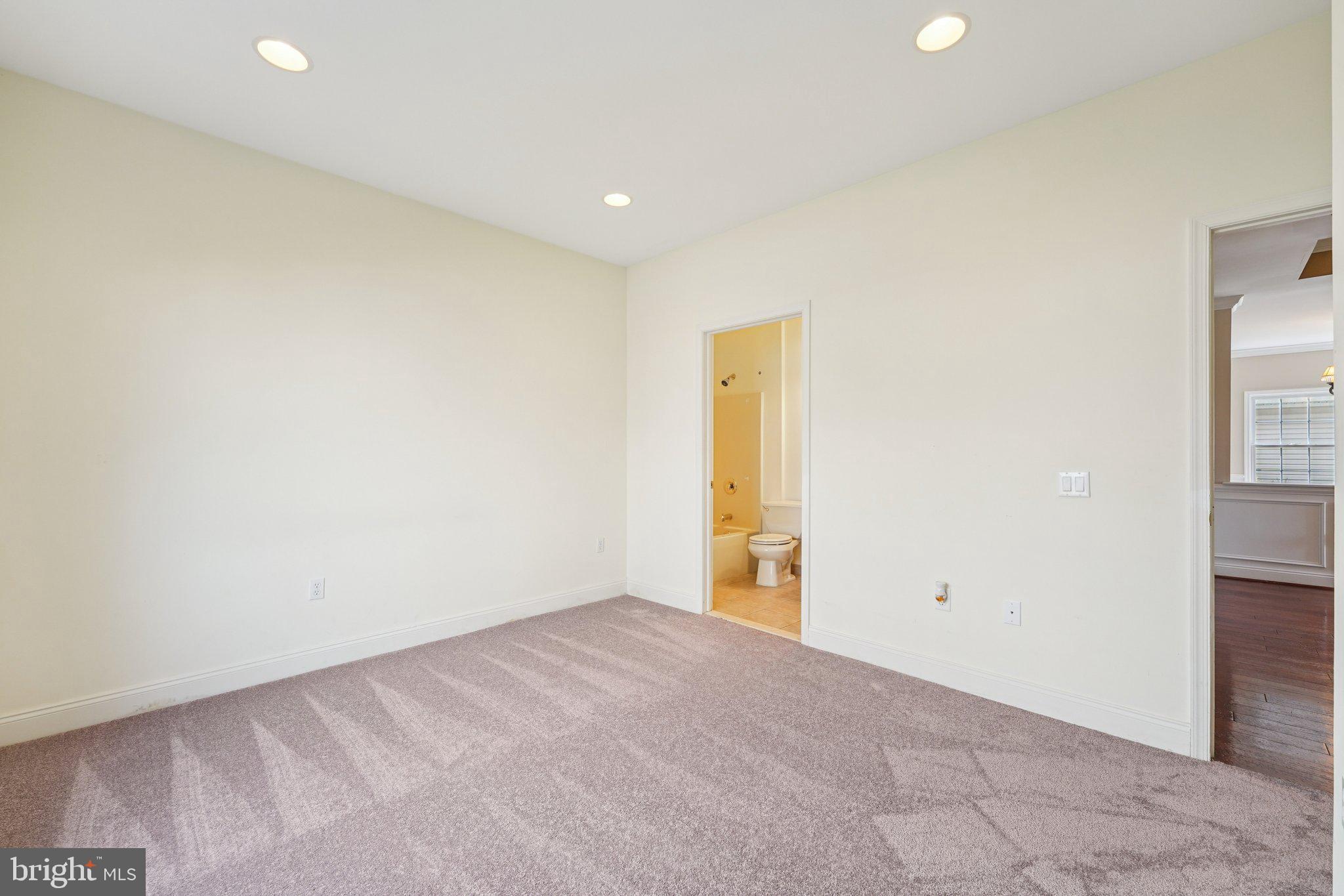 GLENMOOR - Residential