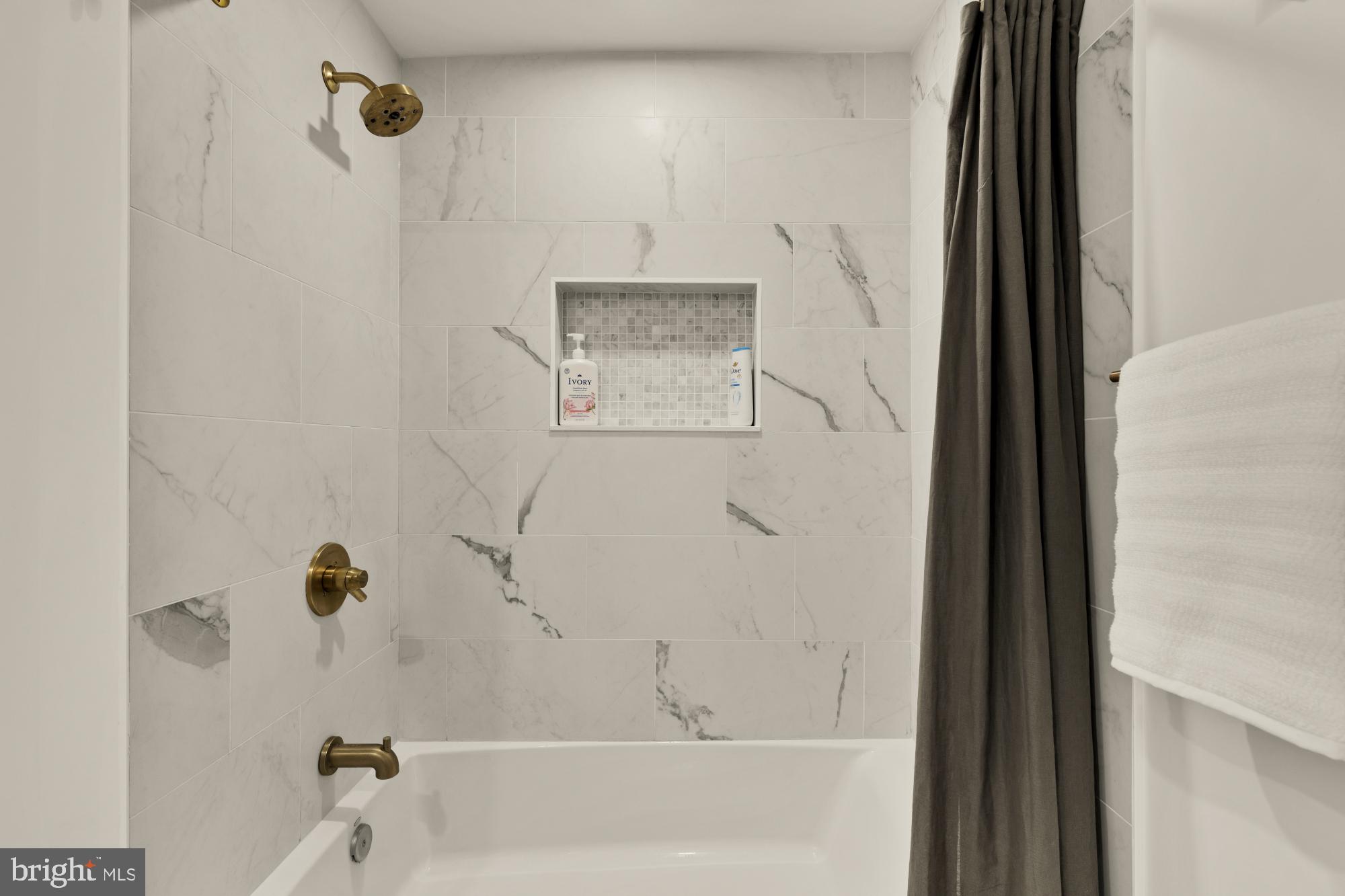 CHERRYWOOD - Residential