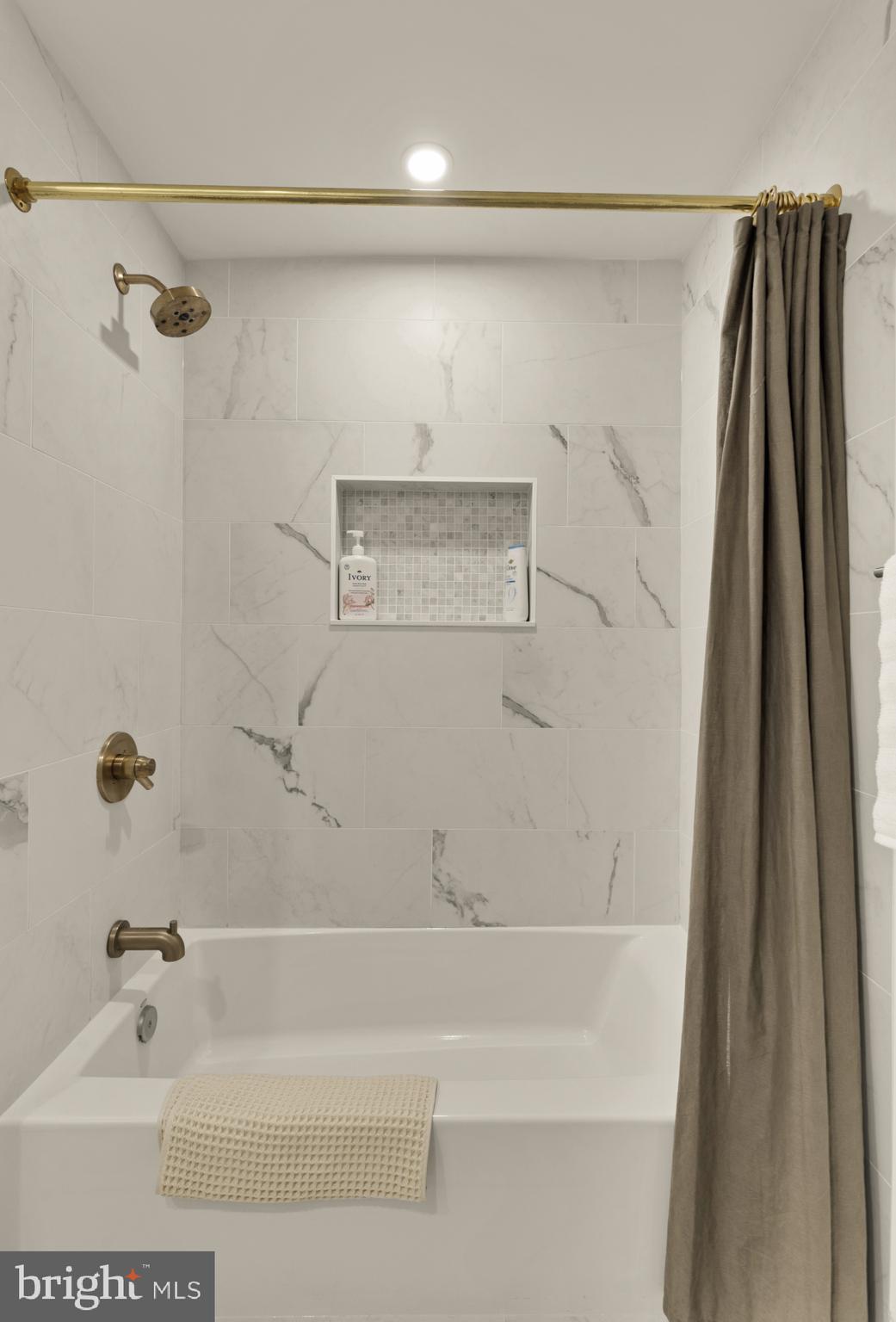 CHERRYWOOD - Residential