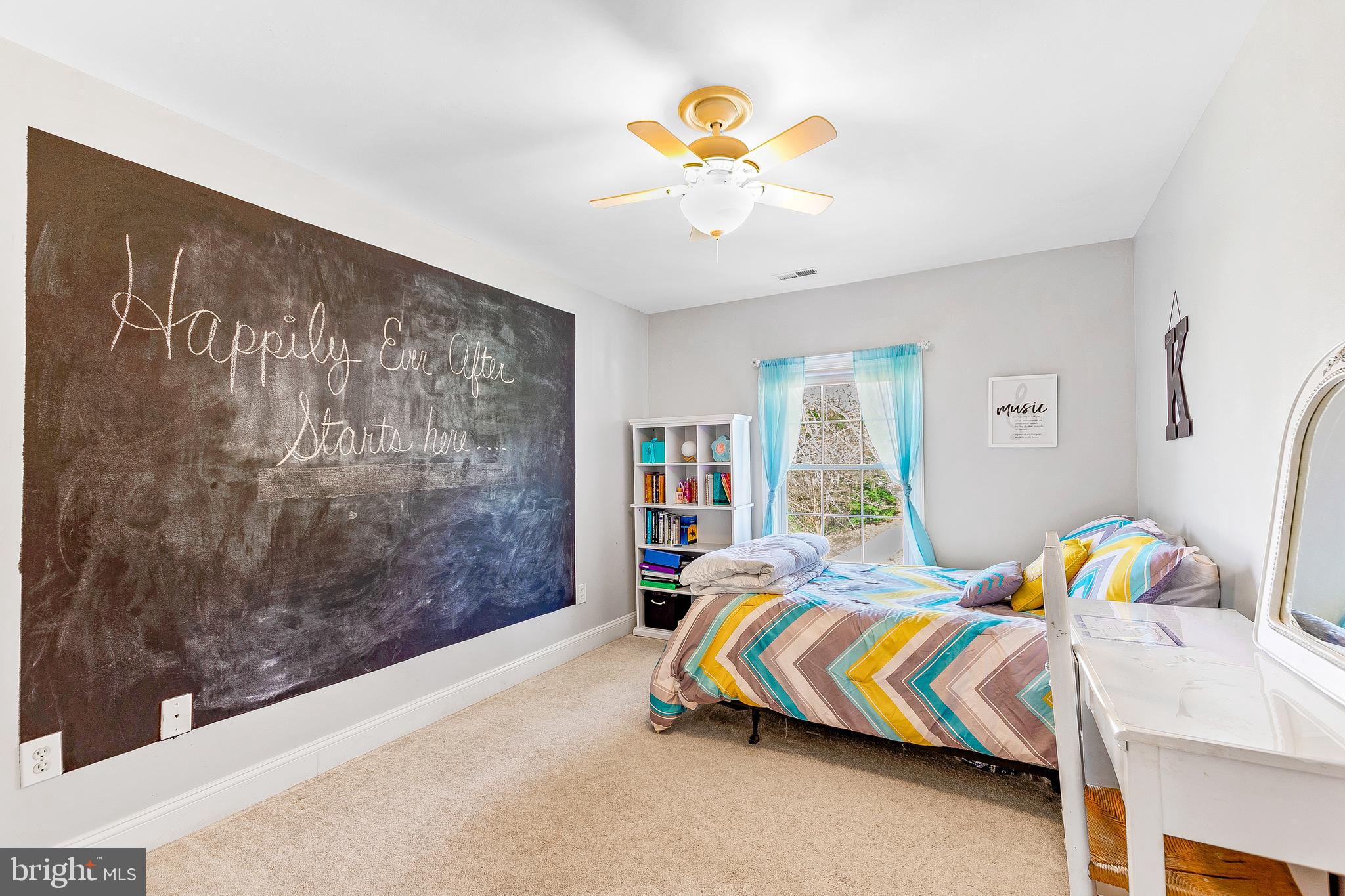 COVE POINT WOODS - Residential