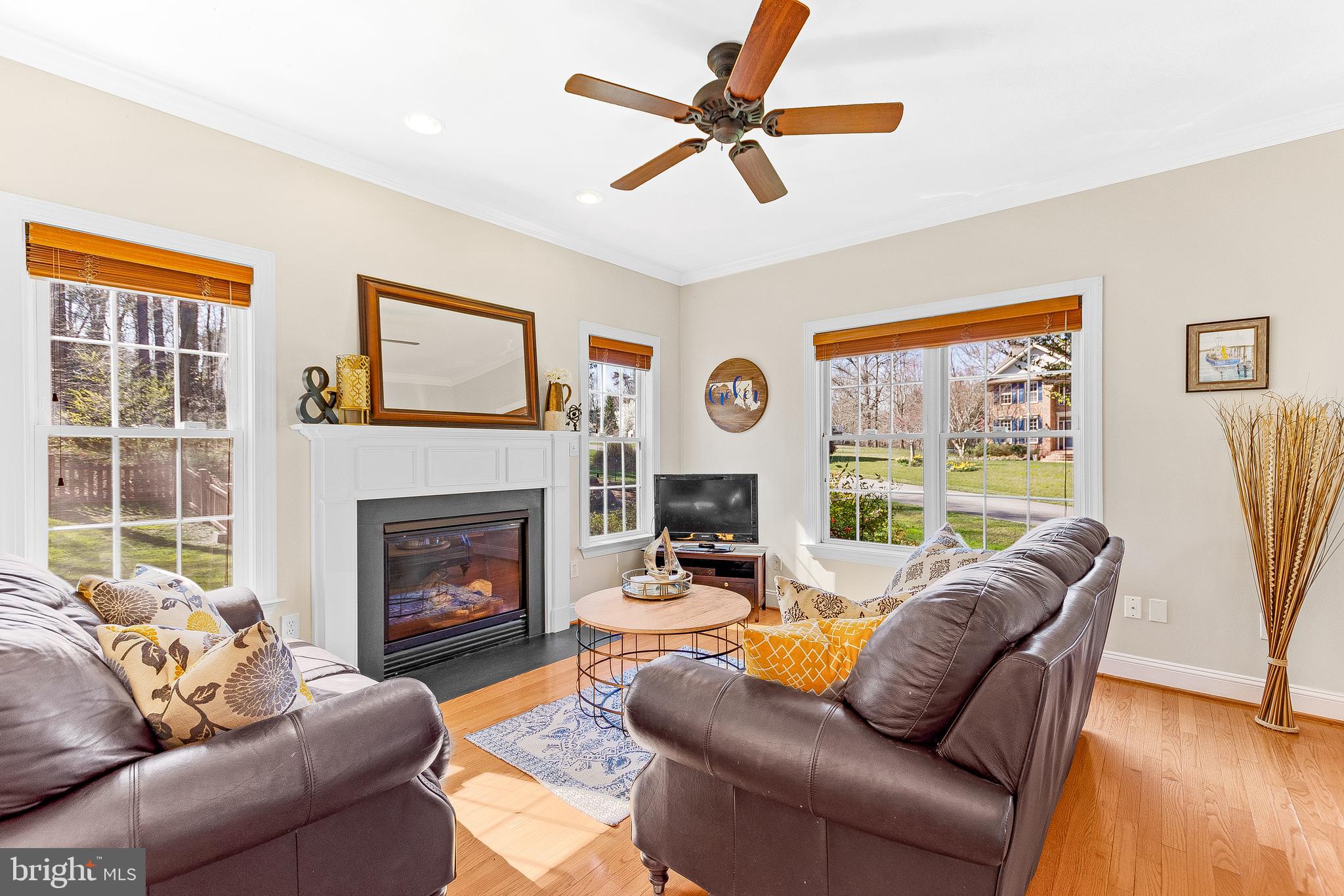 COVE POINT WOODS - Residential