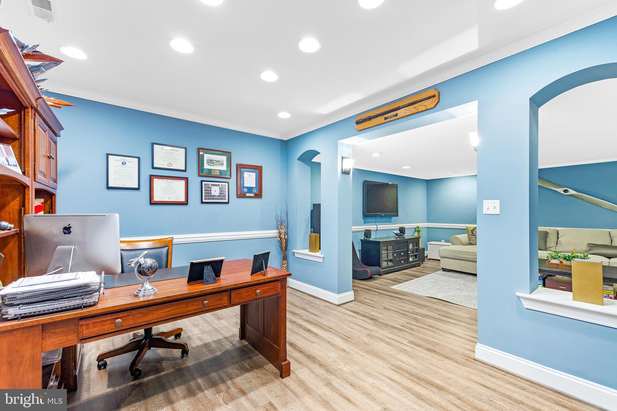 COVE POINT WOODS - Residential