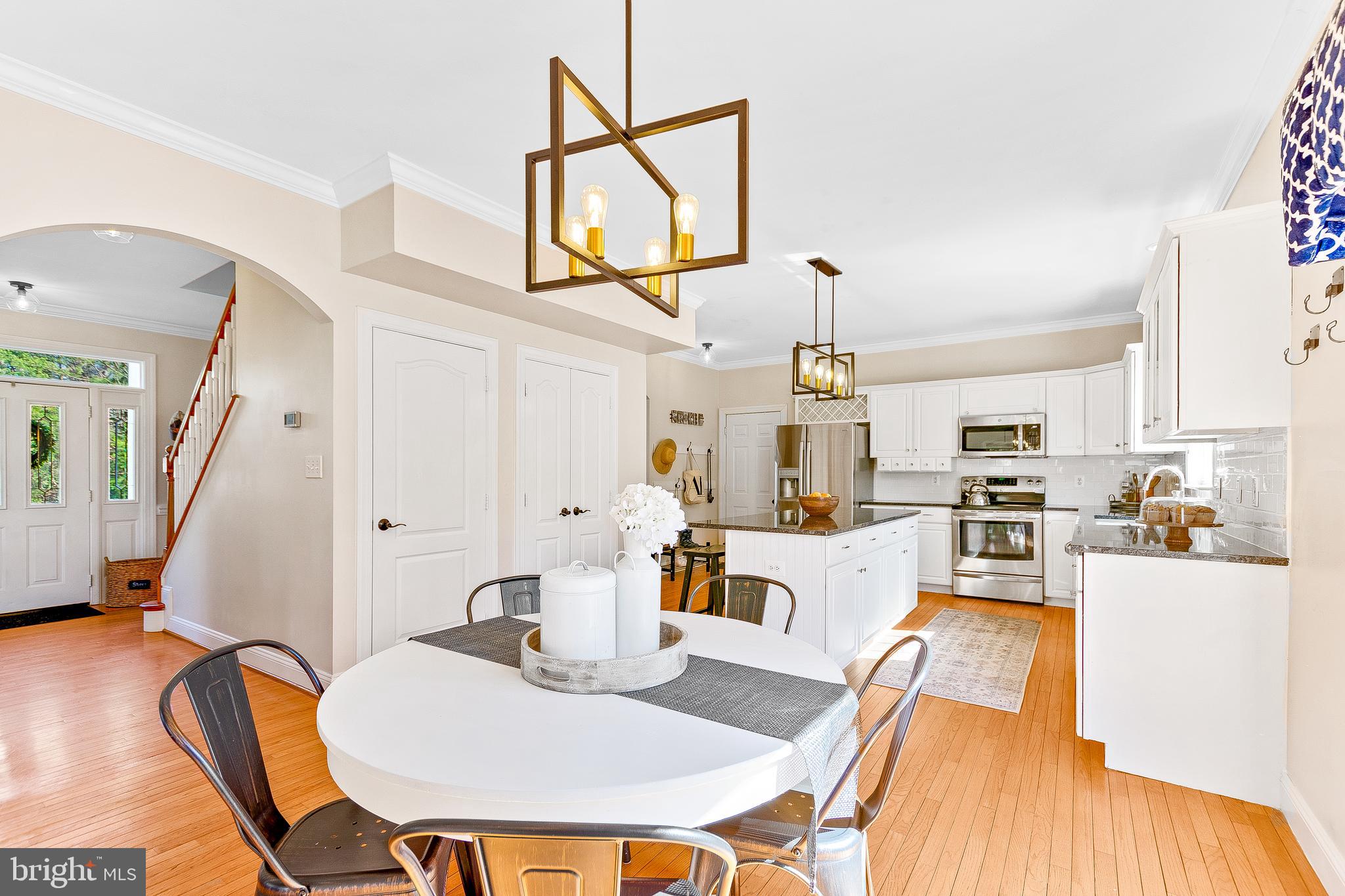 COVE POINT WOODS - Residential