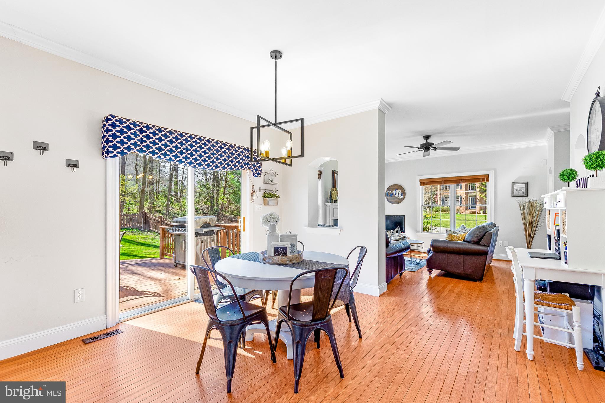 COVE POINT WOODS - Residential