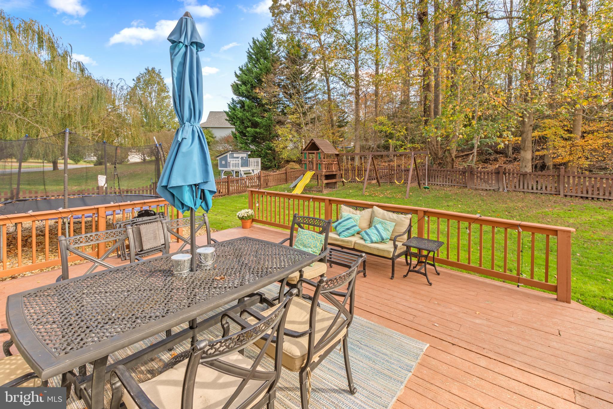 COVE POINT WOODS - Residential