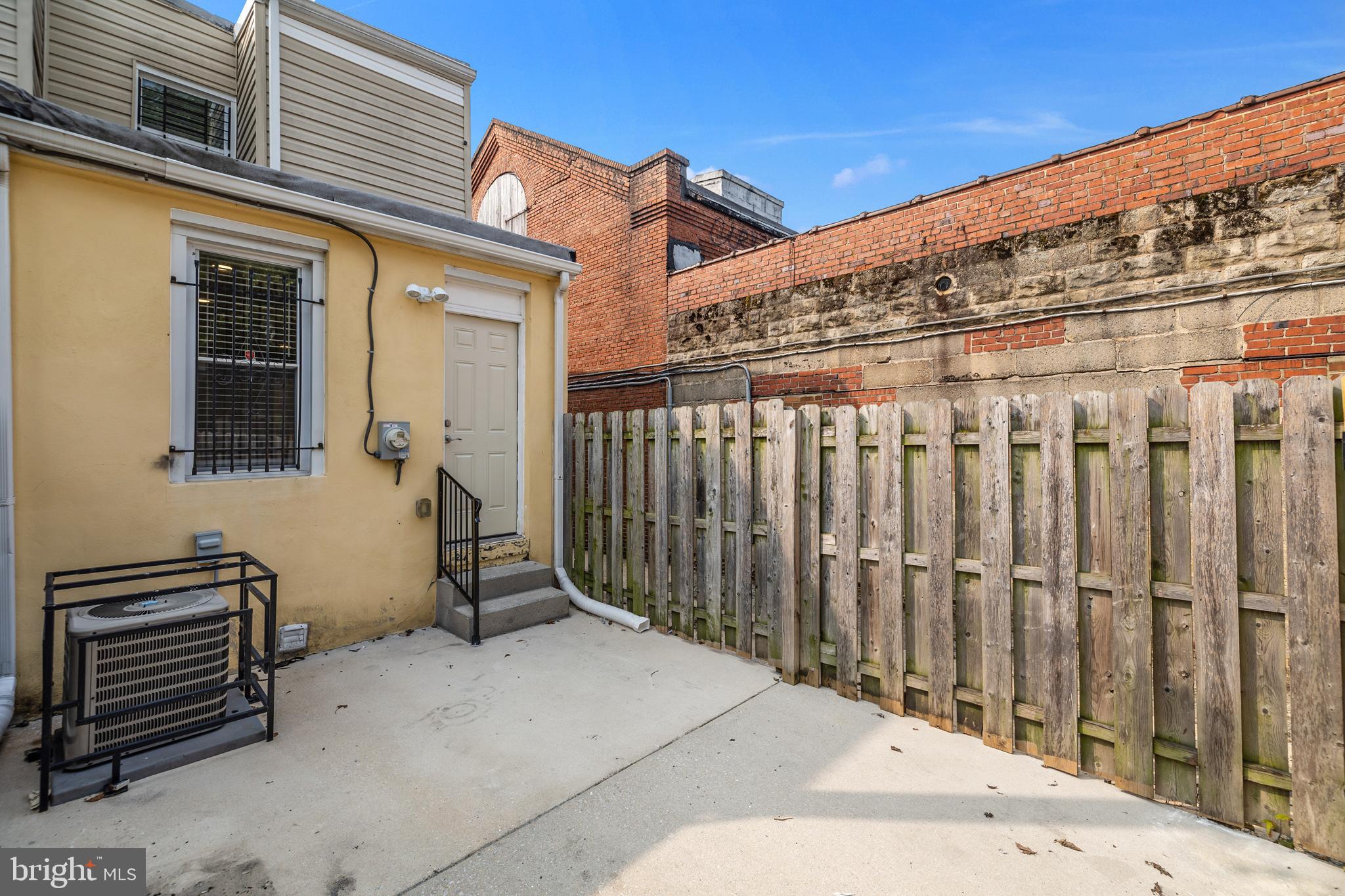 PIGTOWN HISTORIC DISTRICT - Residential Lease