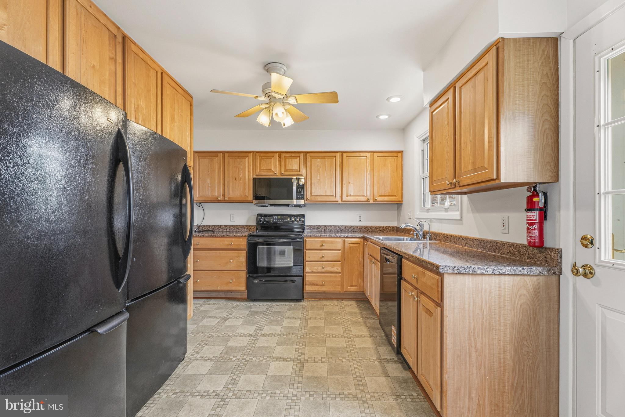 YORK MANOR - Residential