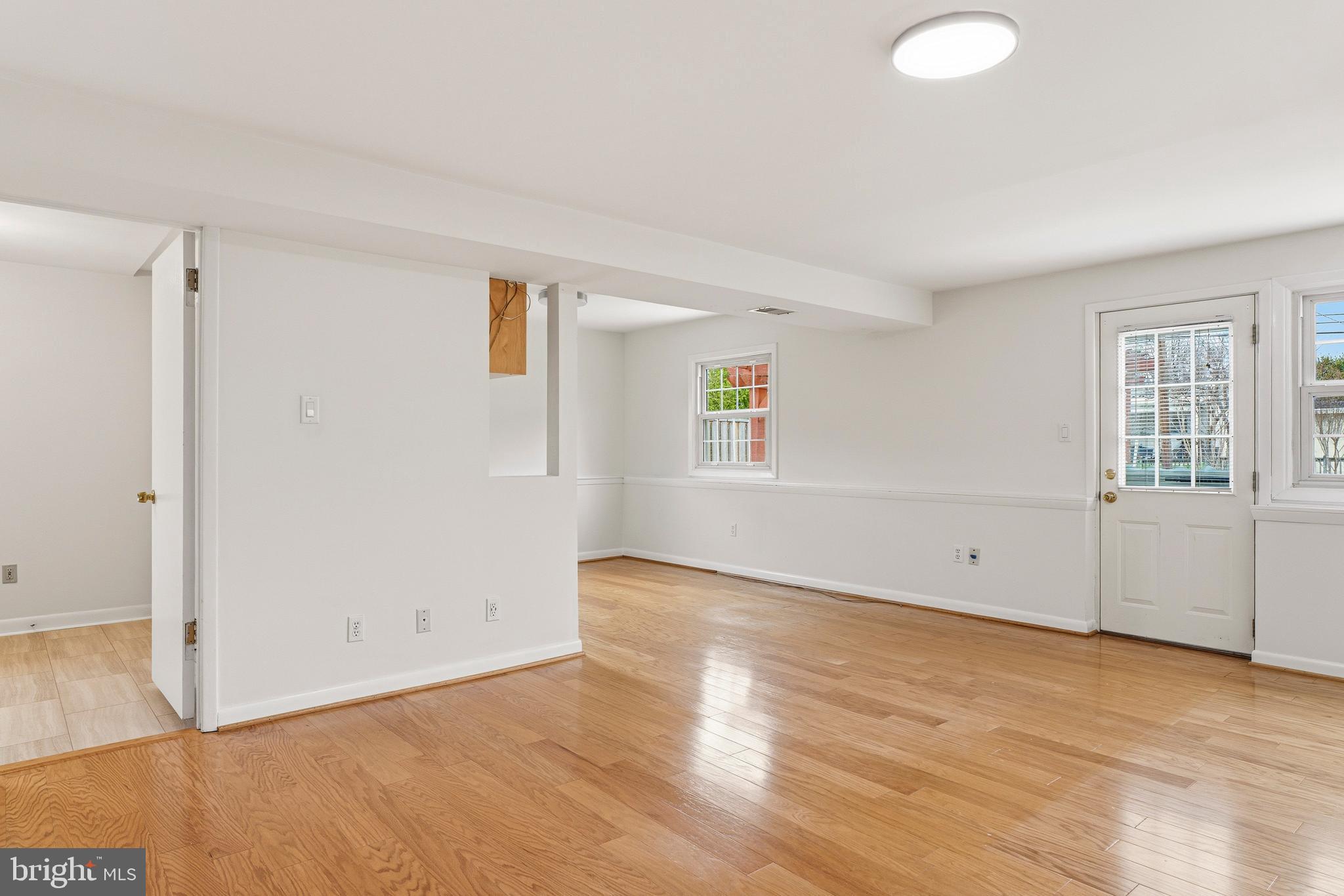 YORK MANOR - Residential