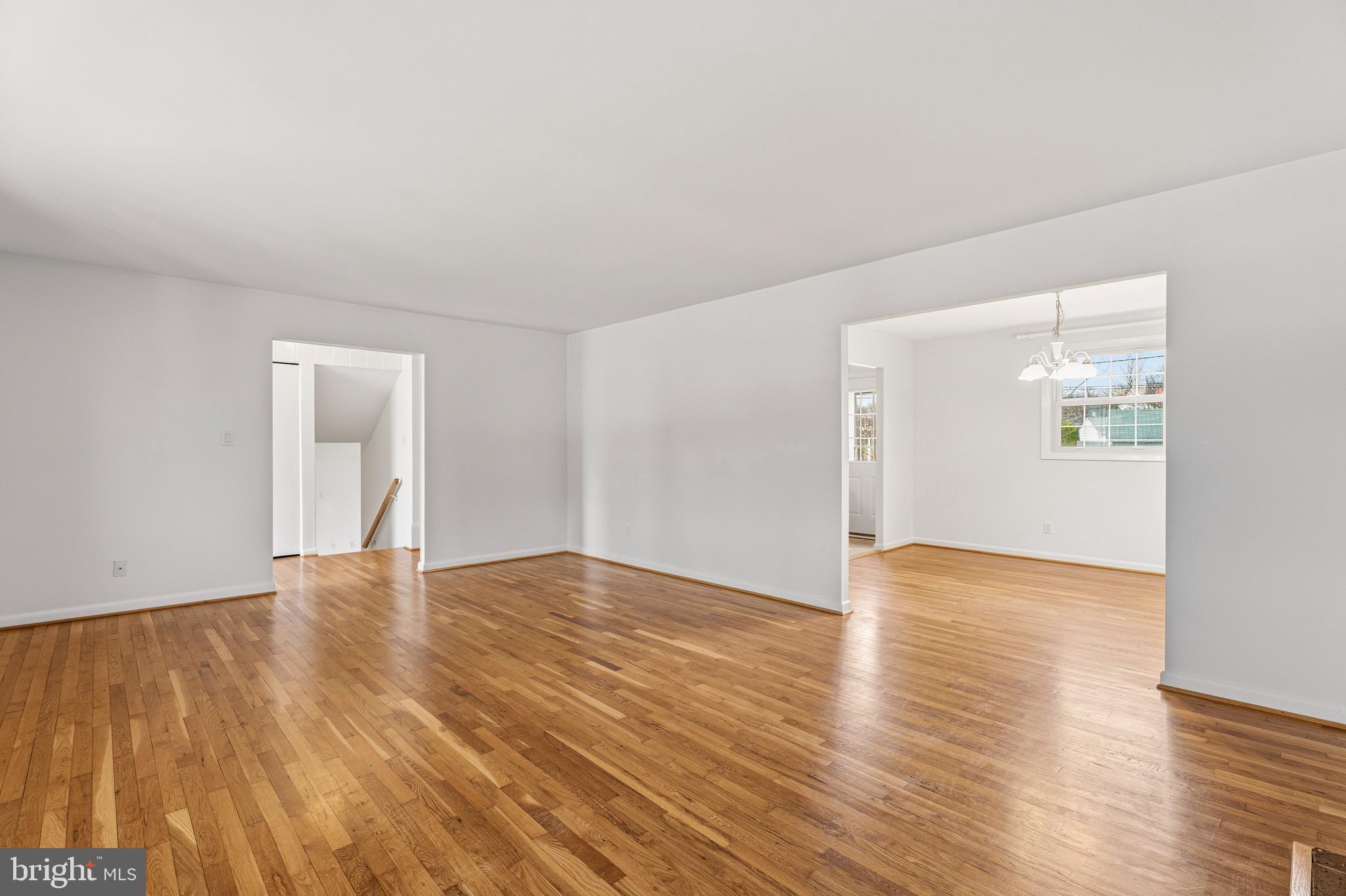 YORK MANOR - Residential